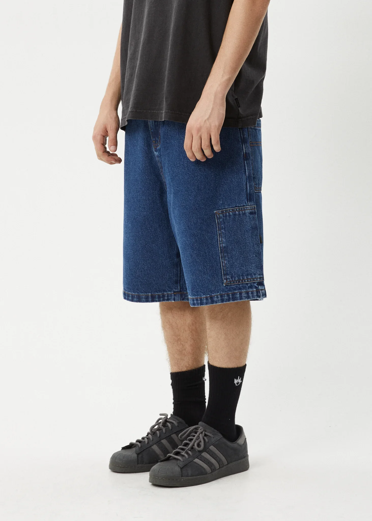 AFENDS Mens Scorched Harper - Denim Baggy Fit Carpenter Short 22 Inch - Authentic Blue - Image 3