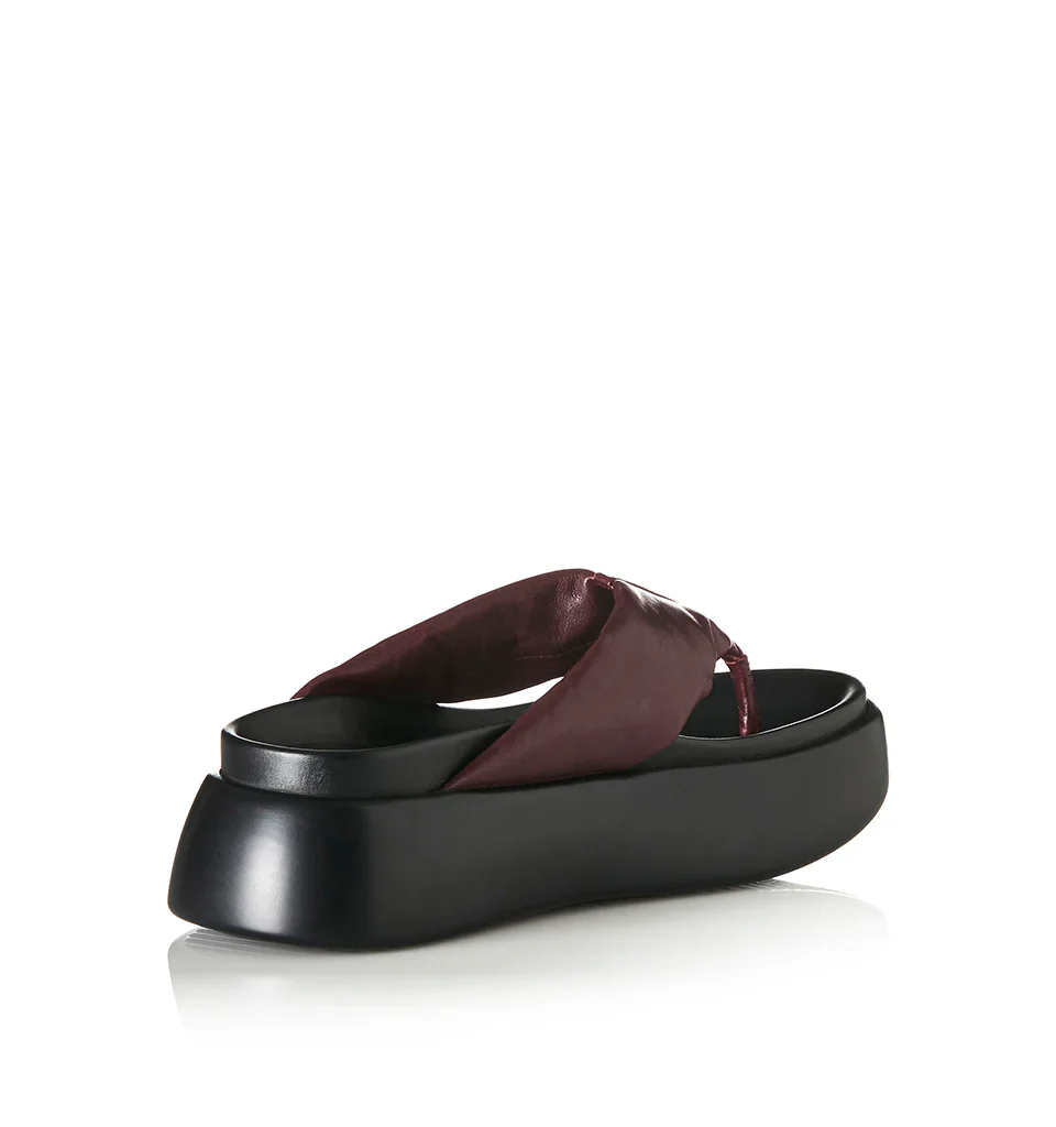 ALIAS MAE Womens Cullen Leather Sandals in Burgundy Oily Leather - Image 5