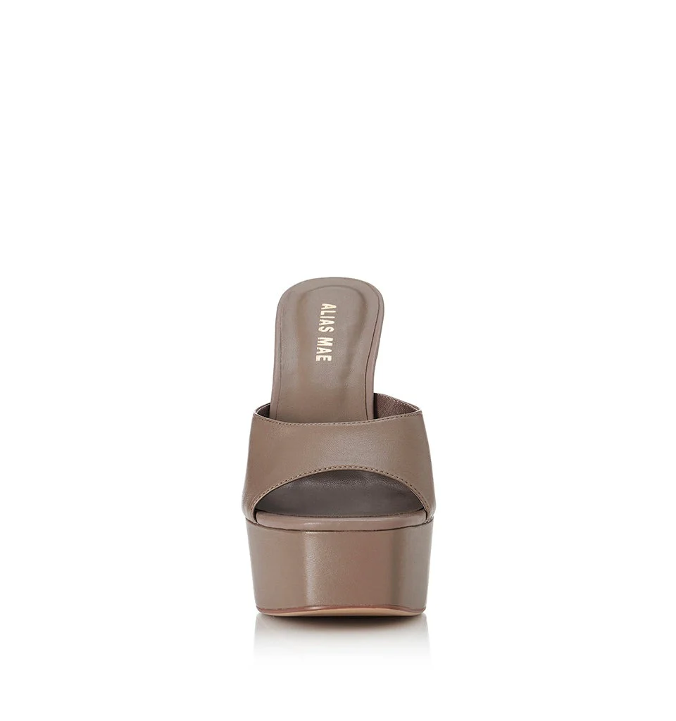 ALIAS MAE Womens Delphi Leather Heels Taupe Leather - Image 5