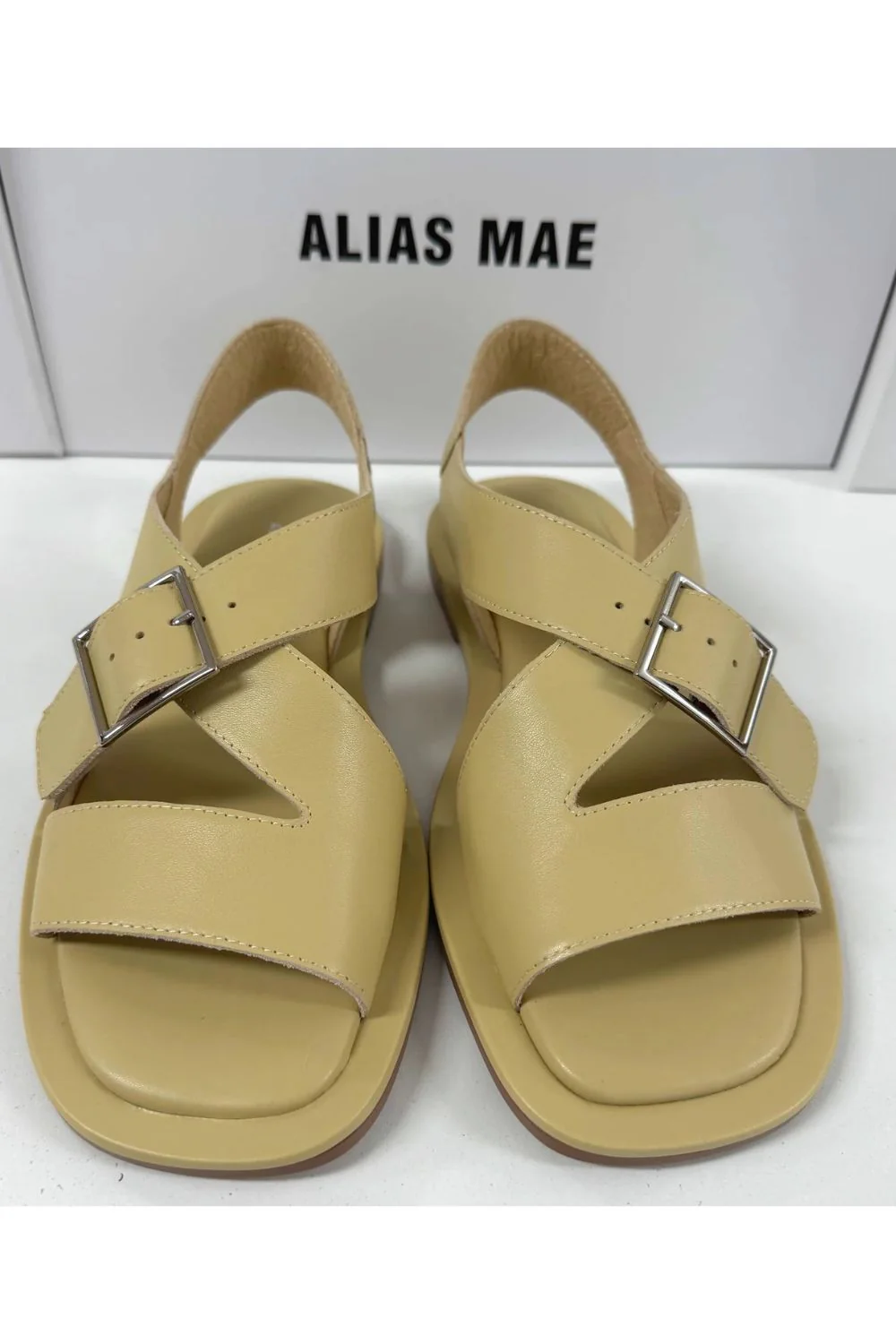 ALIAS MAE Womens Kerry Leather Sandals - Butter Leather