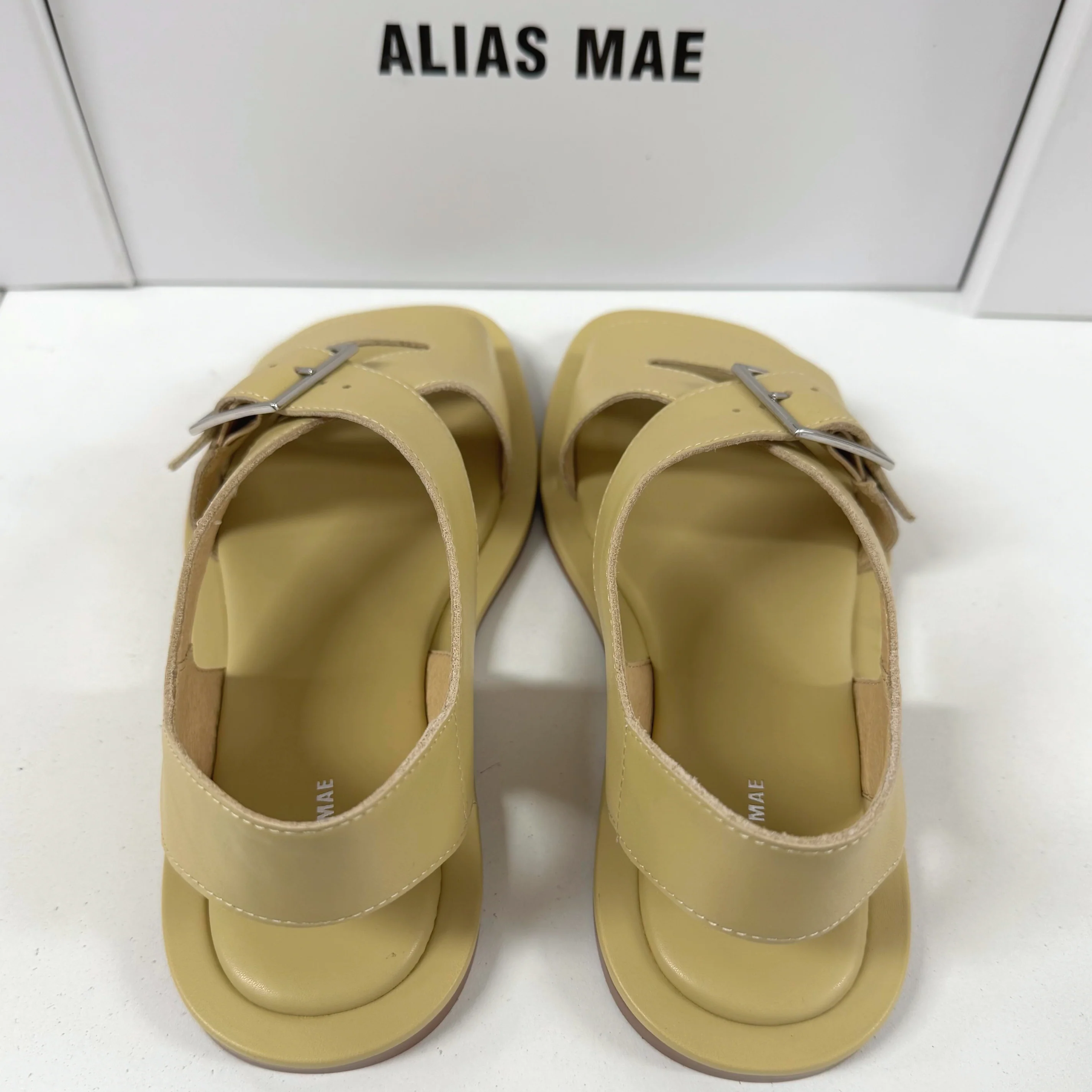 ALIAS MAE Womens Kerry Leather Sandals - Butter Leather - Image 4
