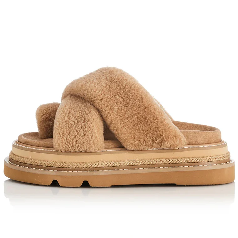 ALIAS MAE Womens Venga Sandals - Fawn Shearling - Image 2