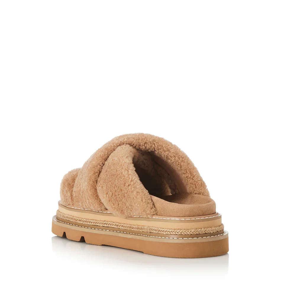 ALIAS MAE Womens Venga Sandals - Fawn Shearling - Image 3