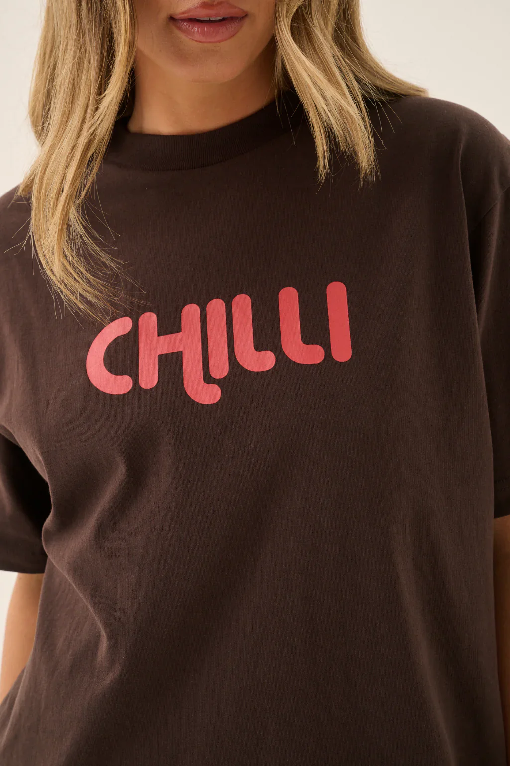 ARAMINTA JAMES Womens Chilli Tee in Mocha - Image 5