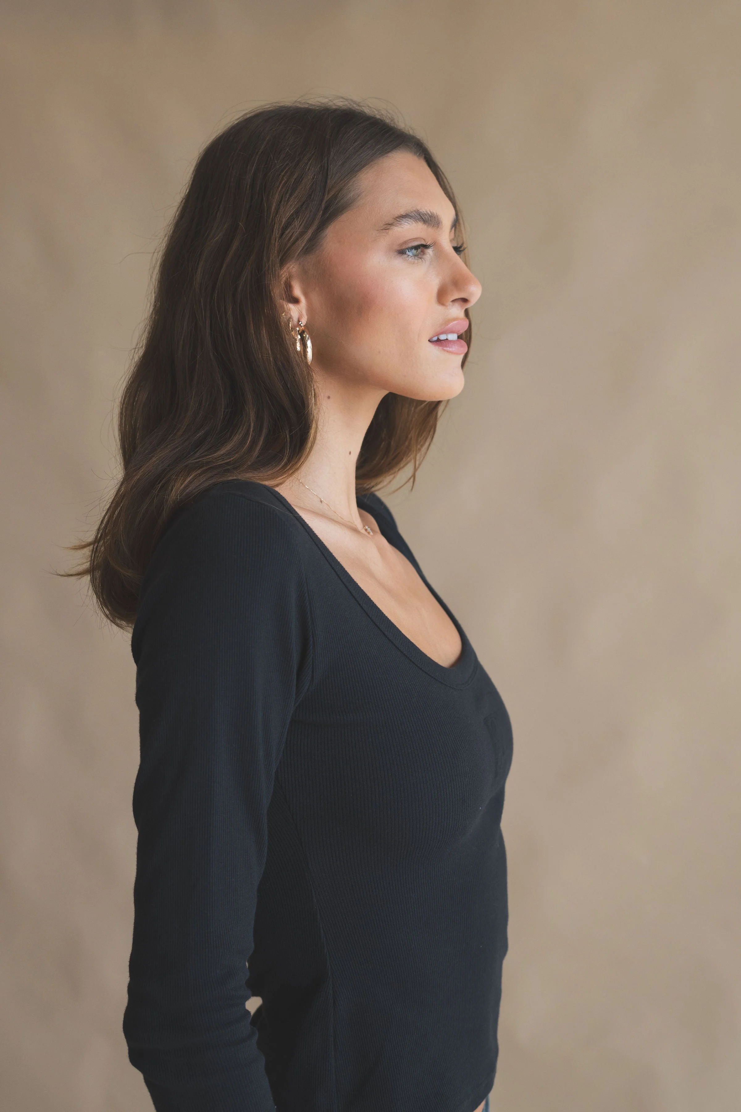 ARAMINTA JAMES Womens Monogram Long Sleeve Top Noir - Image 6