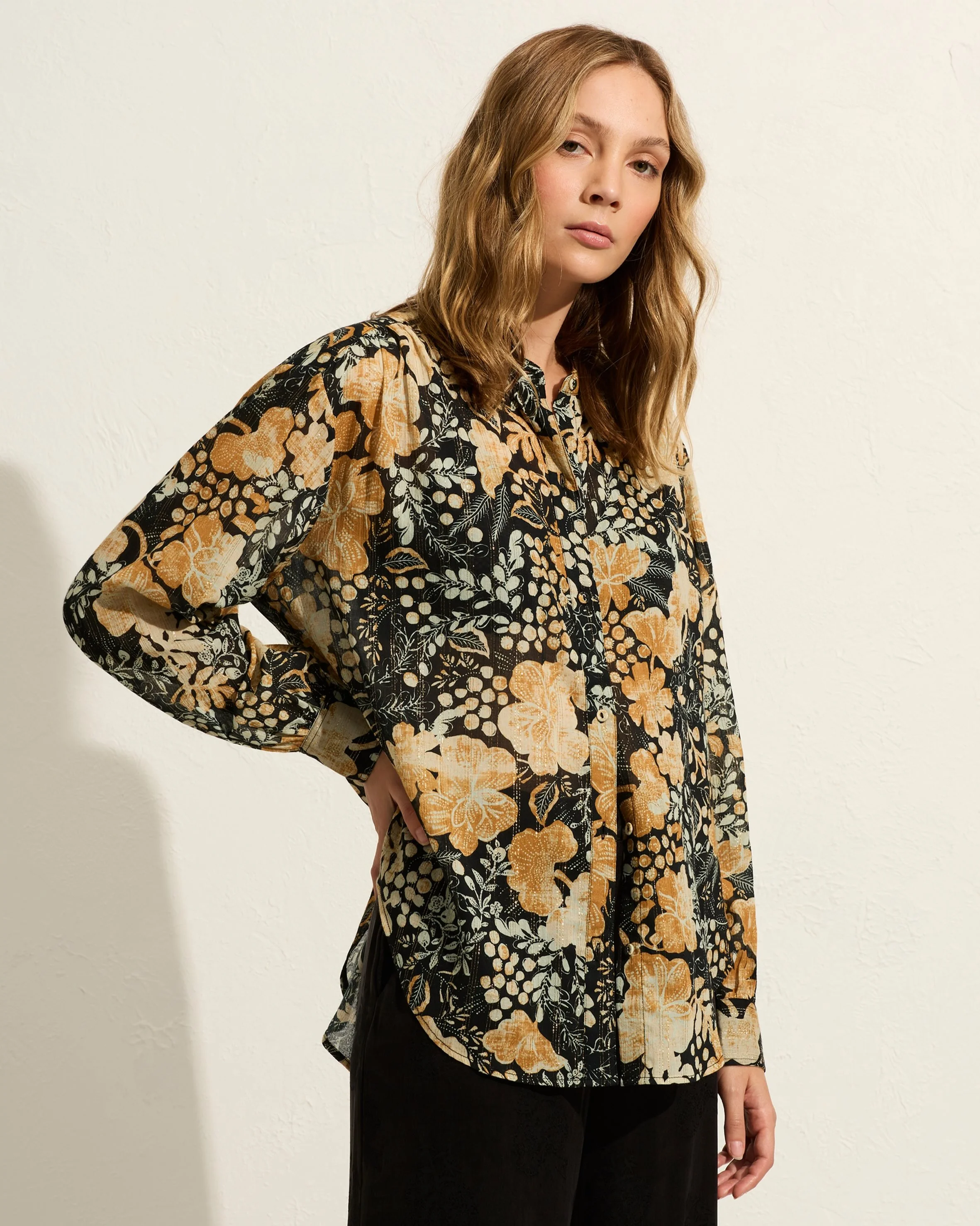 AUGUST THE LABEL Womens Julian Shirt - Charcoal - Image 6