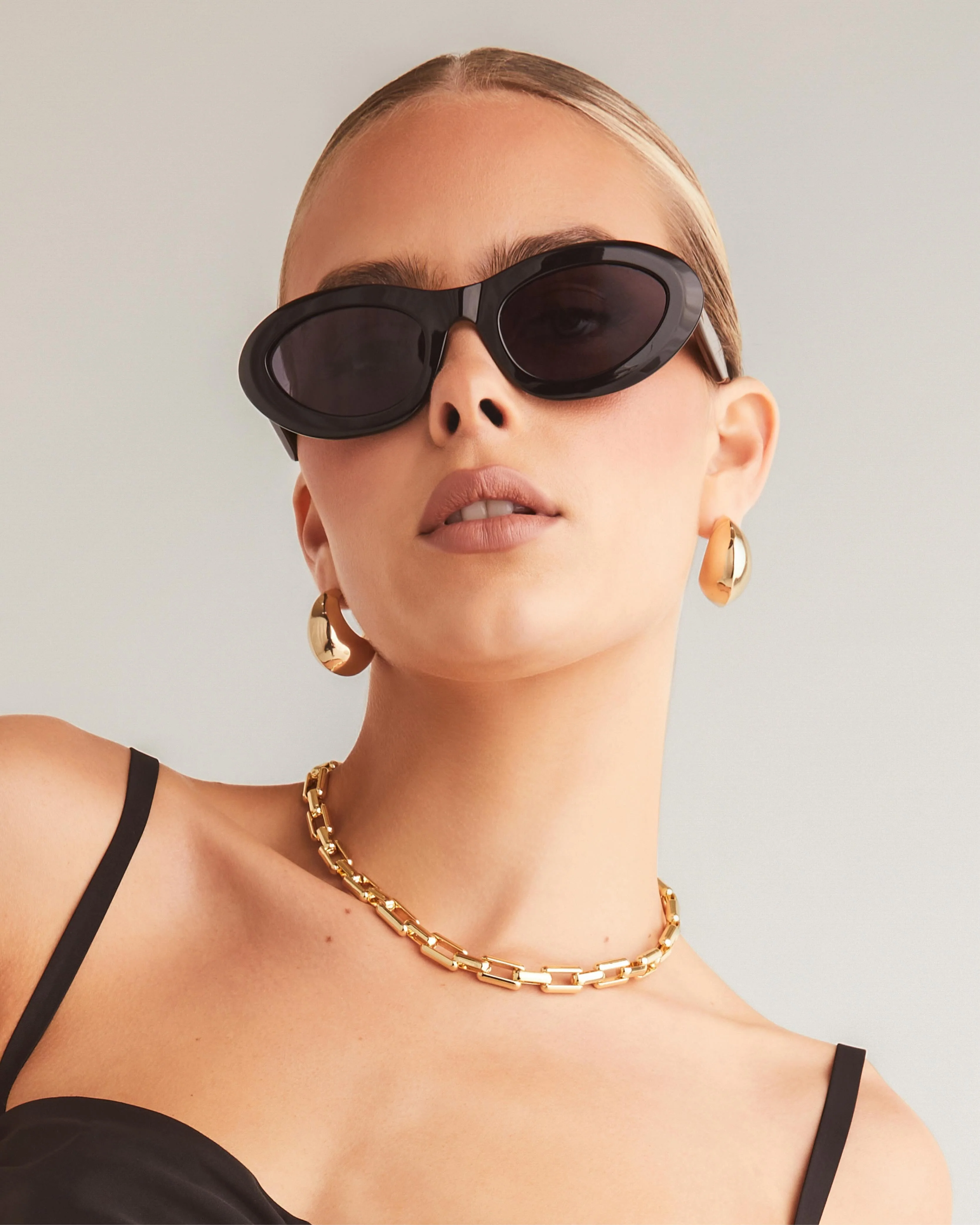 BANBE EYEWEAR Womens The Jasmine Sunglasses - Black- Black - Image 2