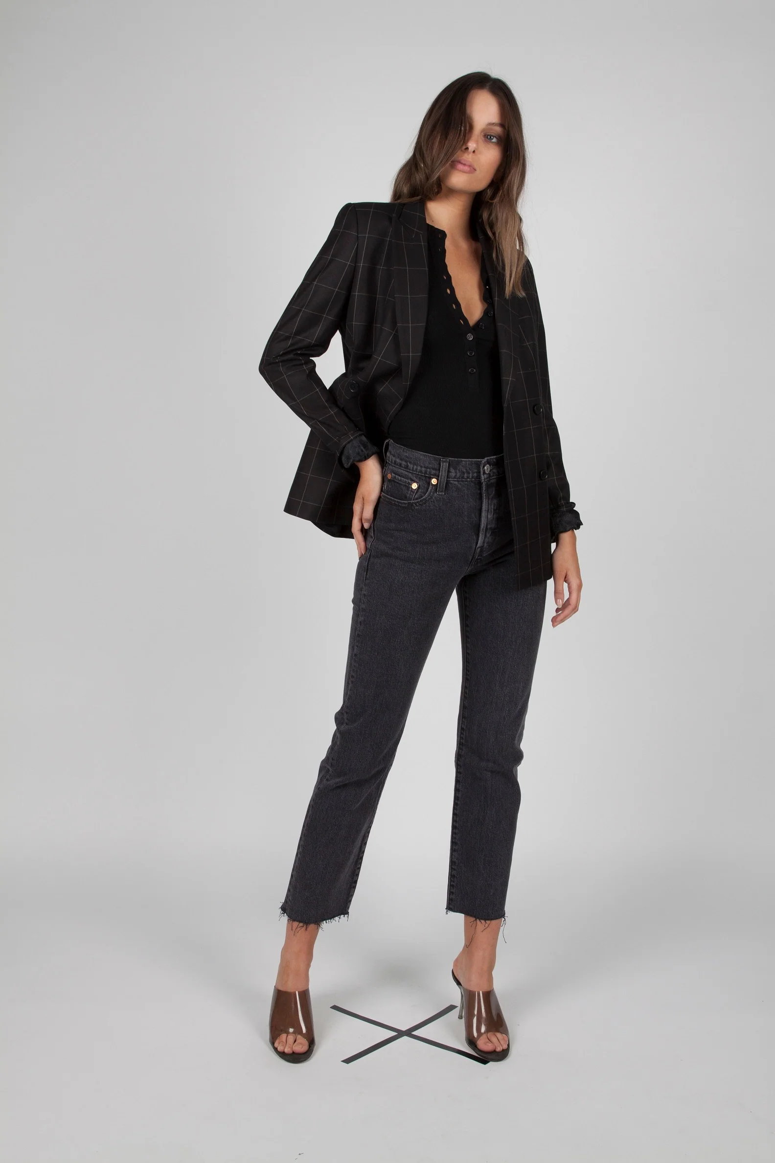 BAYSE BRAND Womens Aurora  Sleeveless Crew Neck Button Down Bodysuit - Black - Image 17