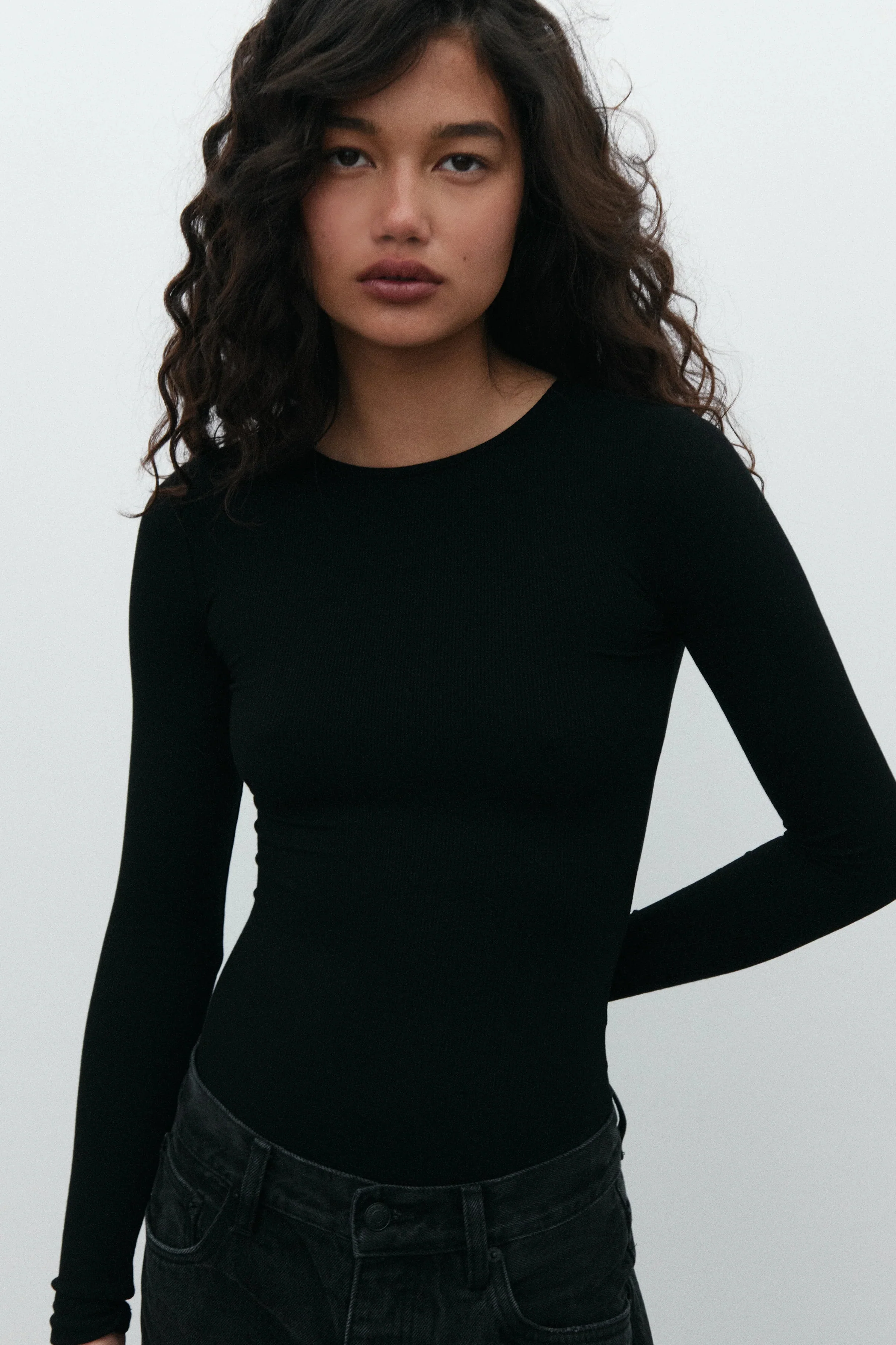 BAYSE BRAND Womens Elise Long Sleeve Bodysuit - Black