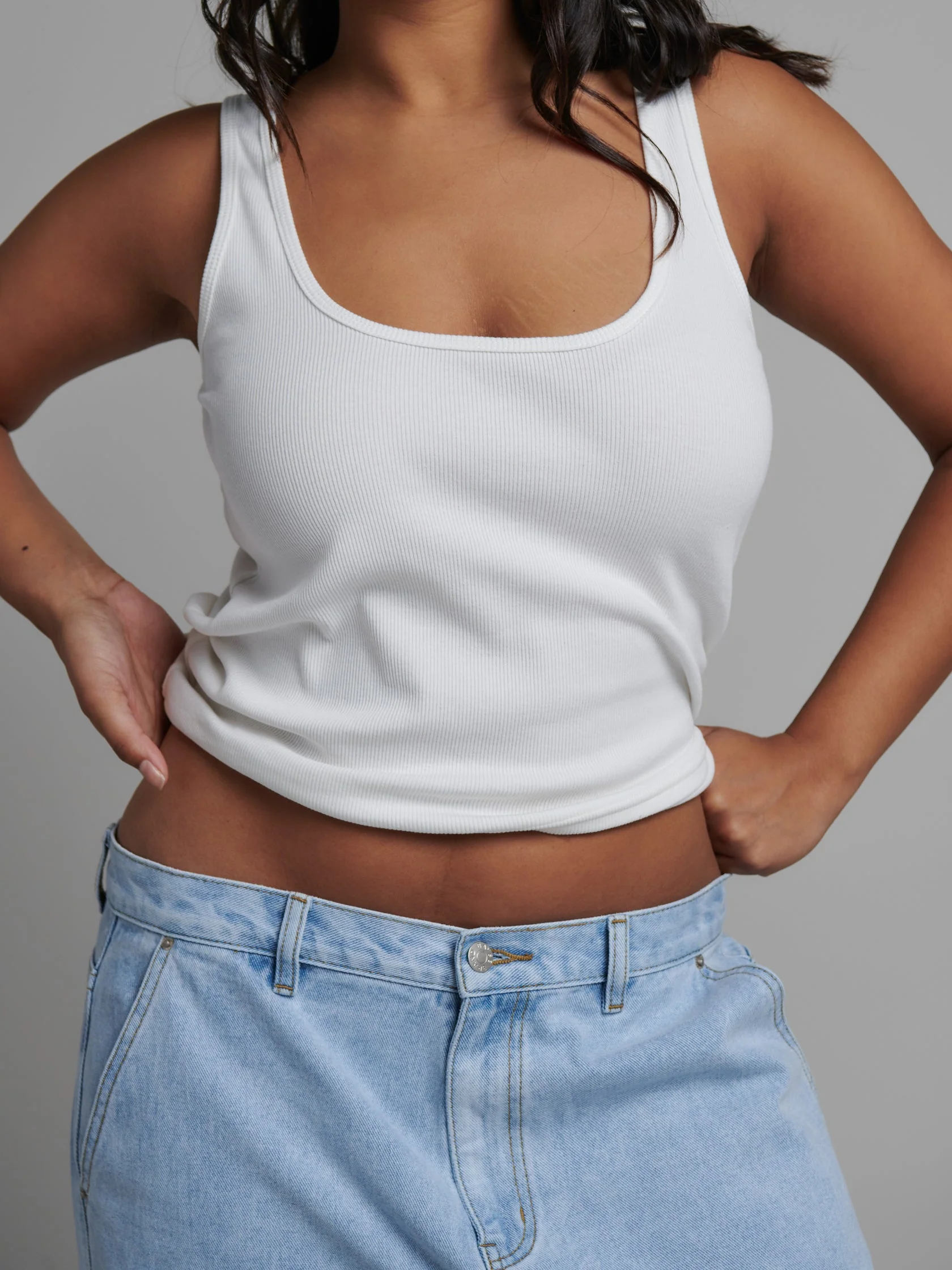 BAYSE BRAND Womens Jordy Tank - White - Image 7