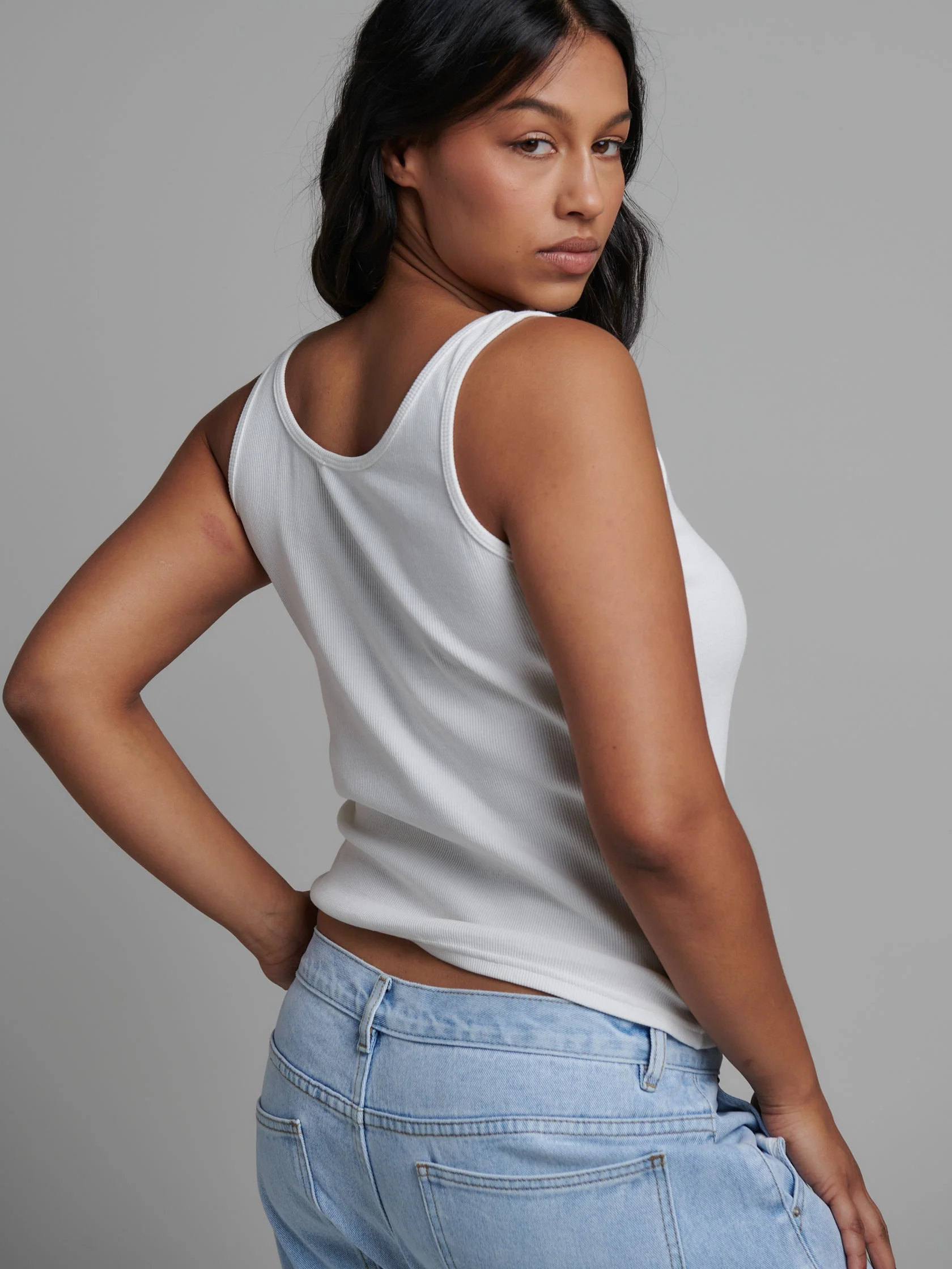BAYSE BRAND Womens Jordy Tank - White - Image 9