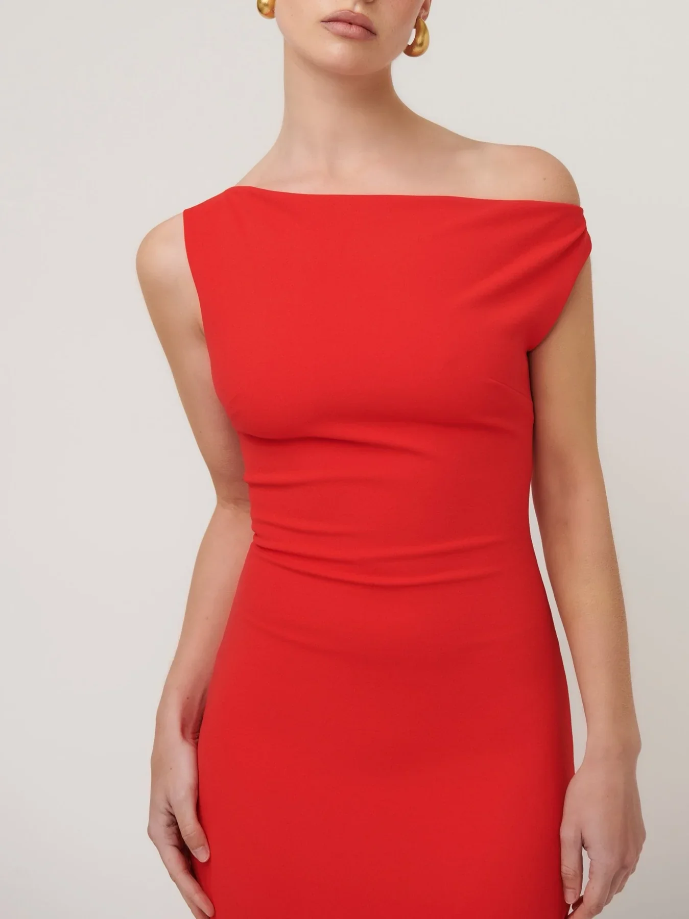 EFFIE KATS Inaya Gown - Red – Formal Event Dress Evening Wear - Image 3
