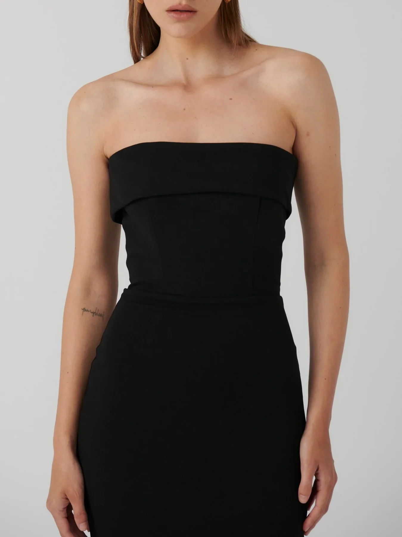 EFFIE KATS Womens Monroe Gown - Black - Image 5