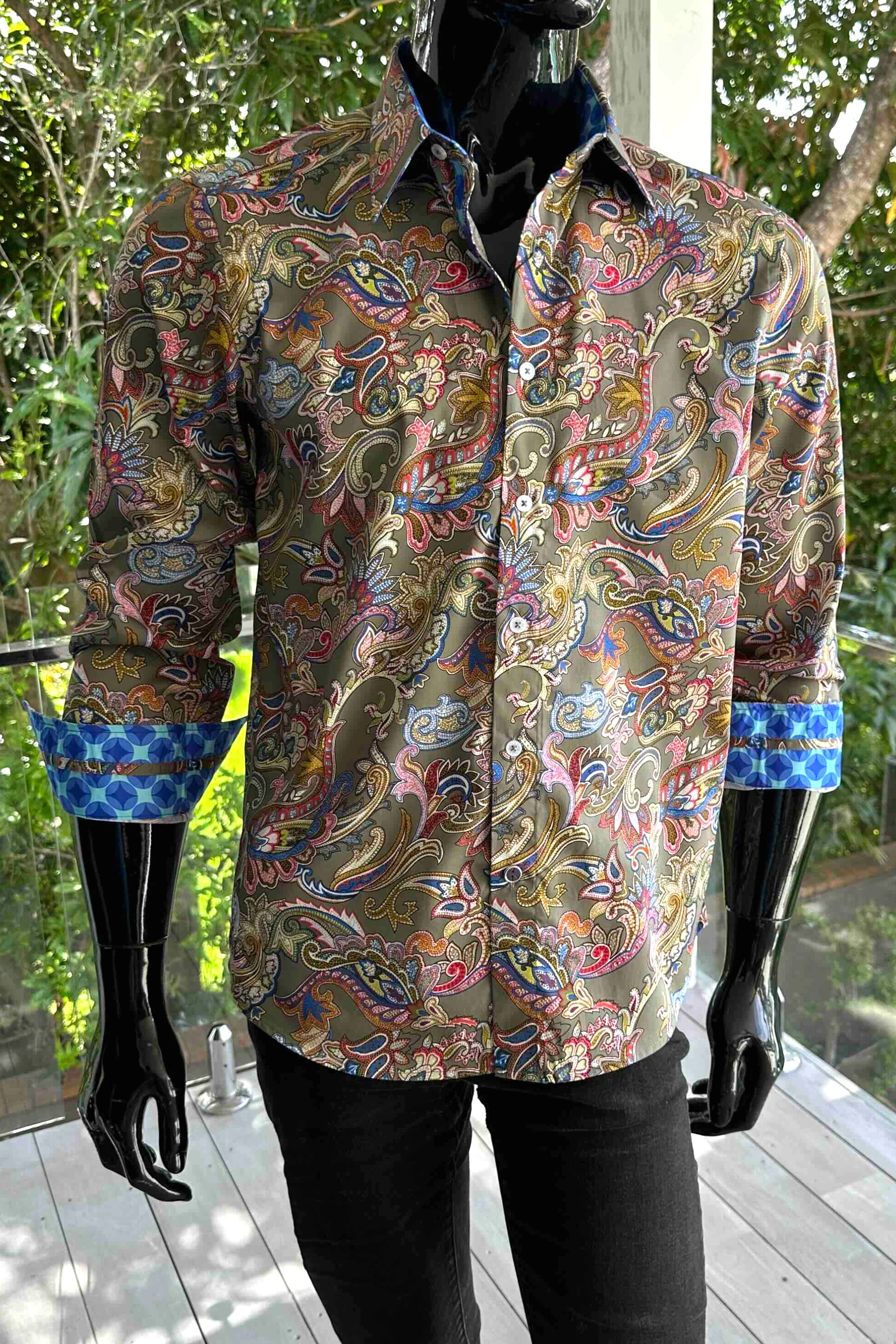 ENGLISH LAUNDRY Mens Villa Long Sleeve Shirt in Jungle Paisley - Image 10