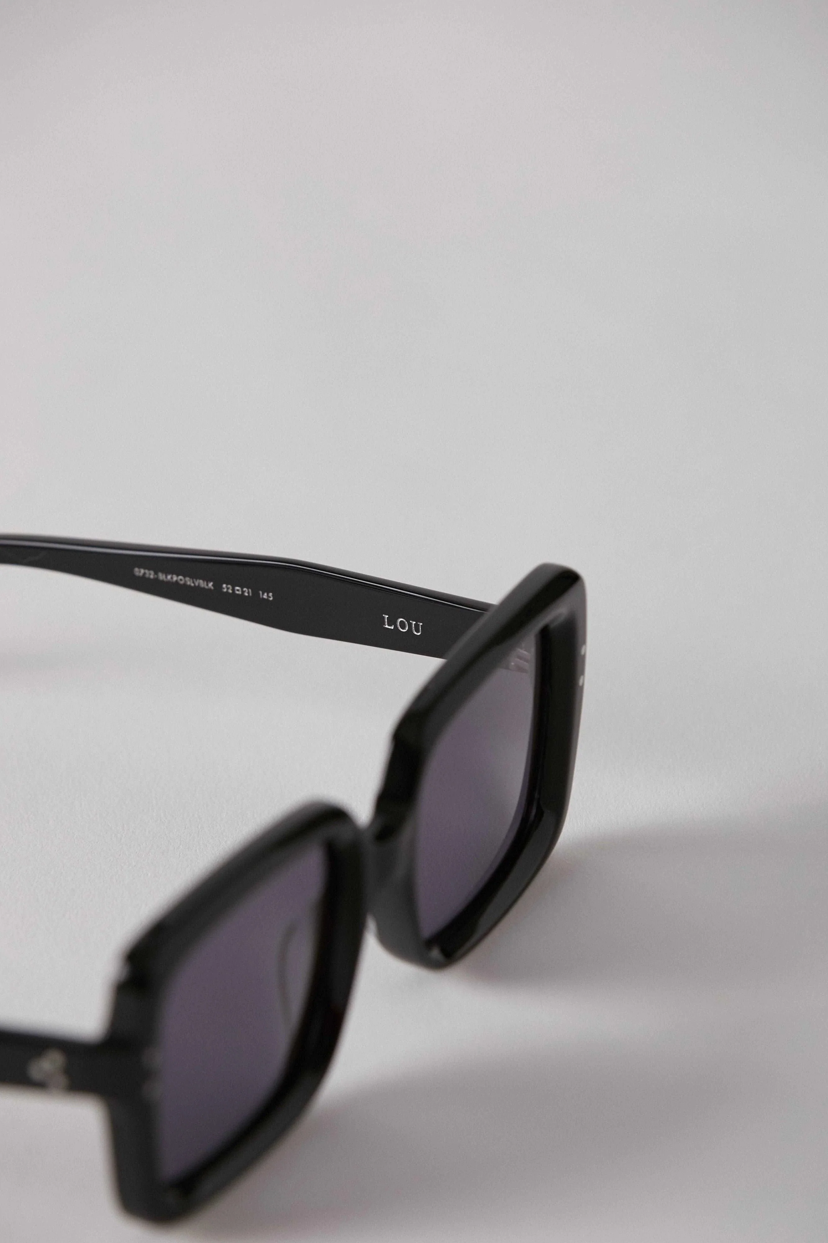EPOKHE Lou Sunglasses Black Polished - Black - Image 3