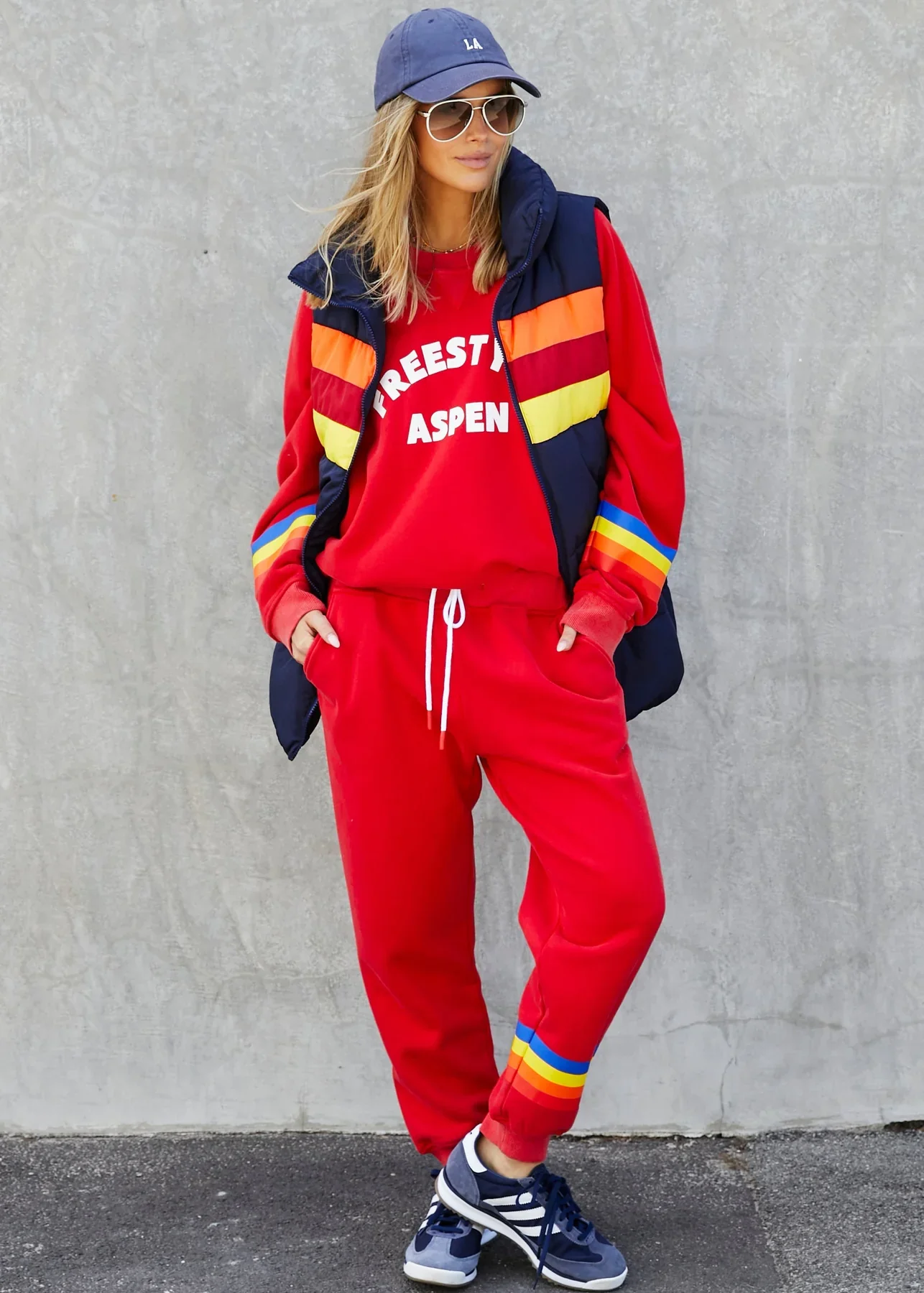 HAMMILL & Co Womens Freestyle Aspen Sweat in Red - Image 3
