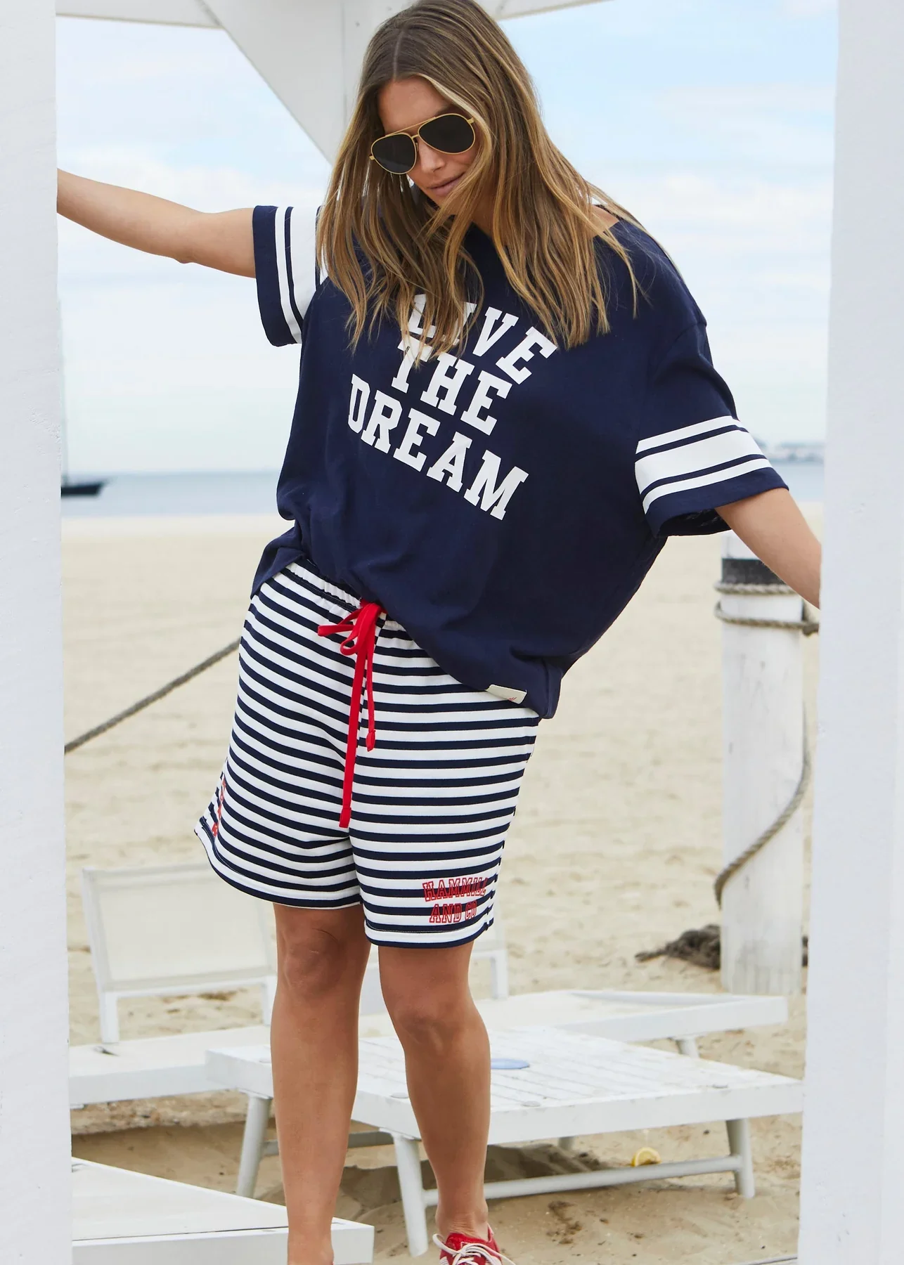 HAMMILL & CO Womens Live The Dream Retro Tee in Navy - Image 2