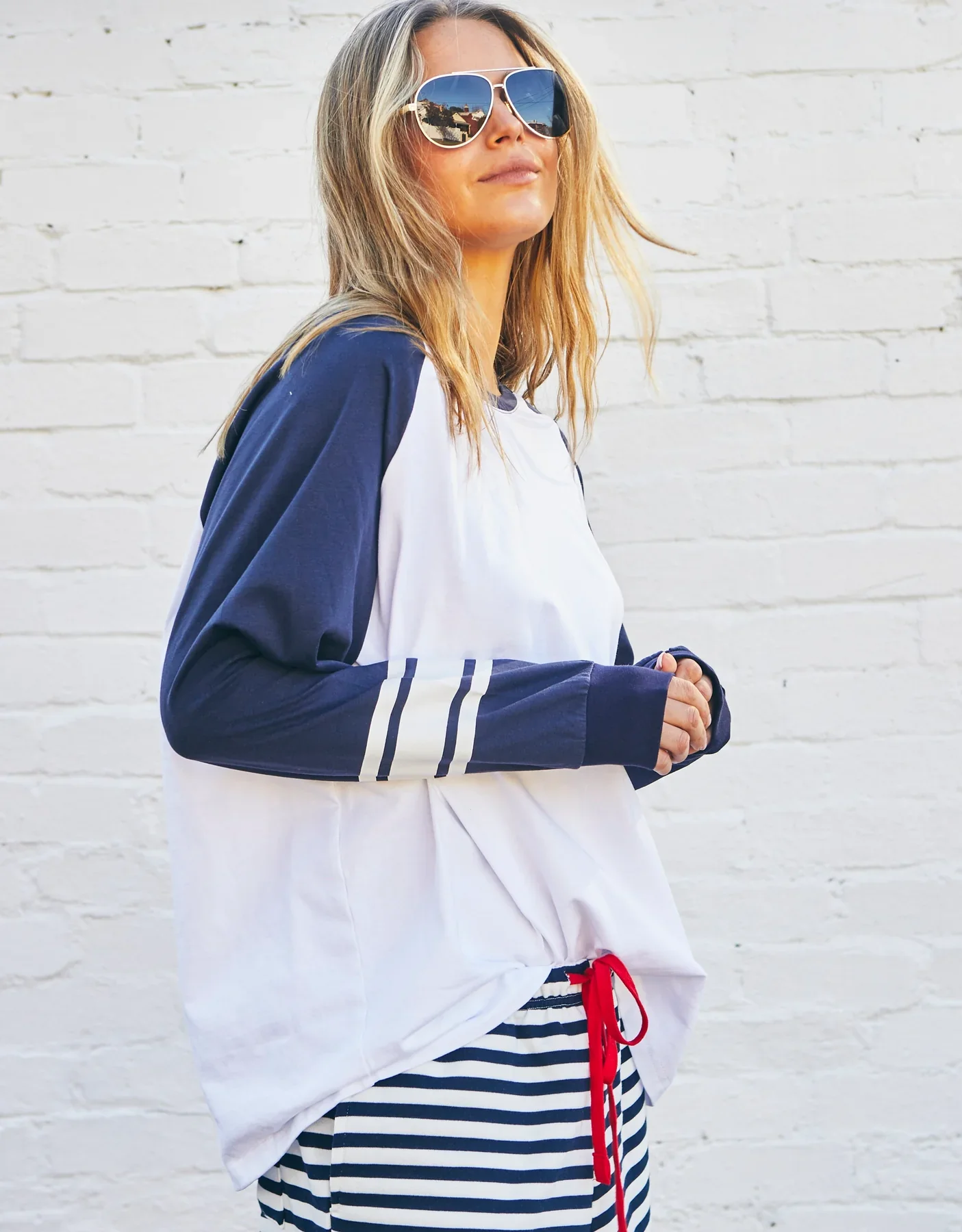 HAMMILL & CO Womens Retro Heart Long Sleeve Tee in White Navy - Image 7