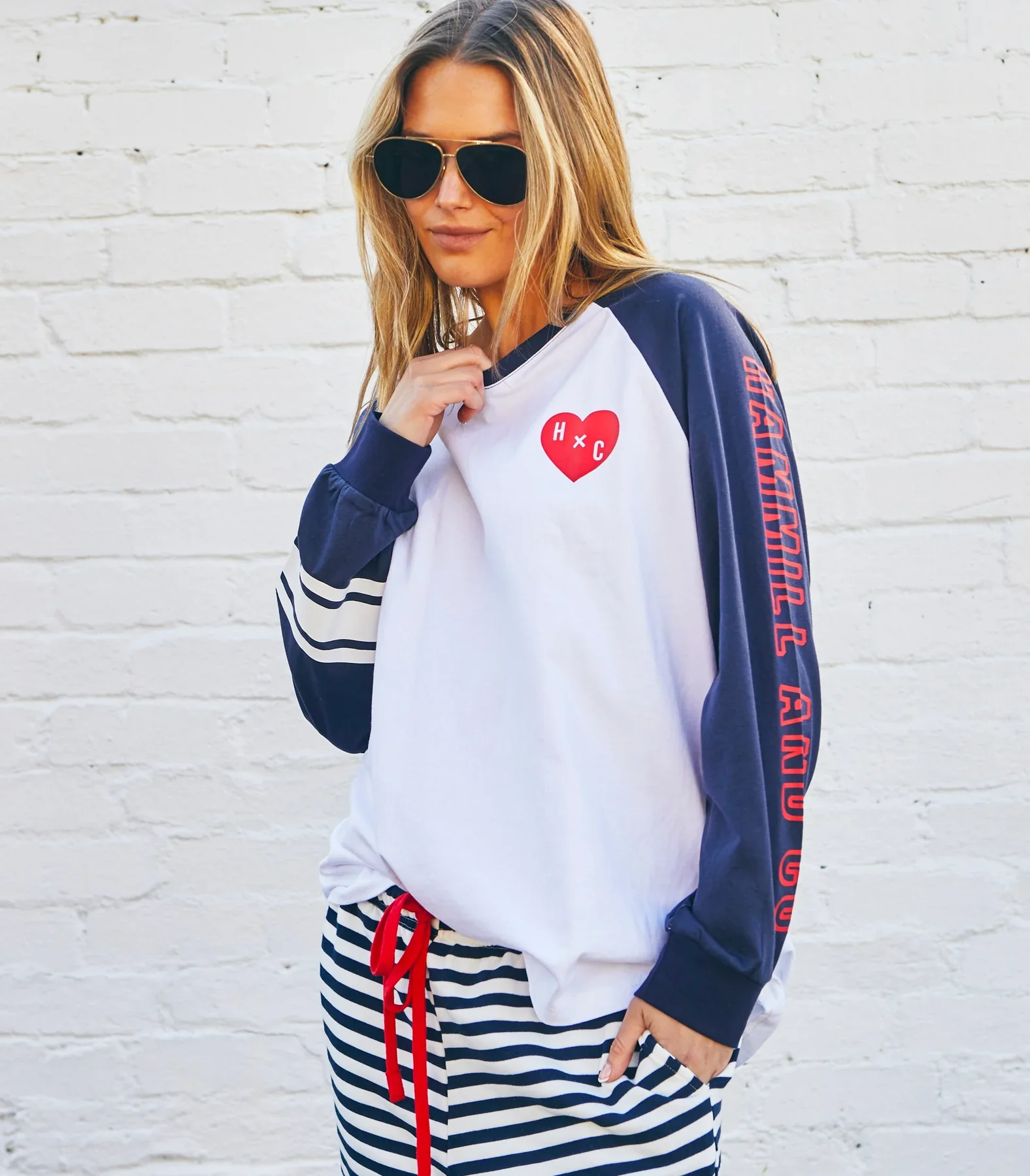 HAMMILL & CO Womens Retro Heart Long Sleeve Tee in White Navy - Image 8