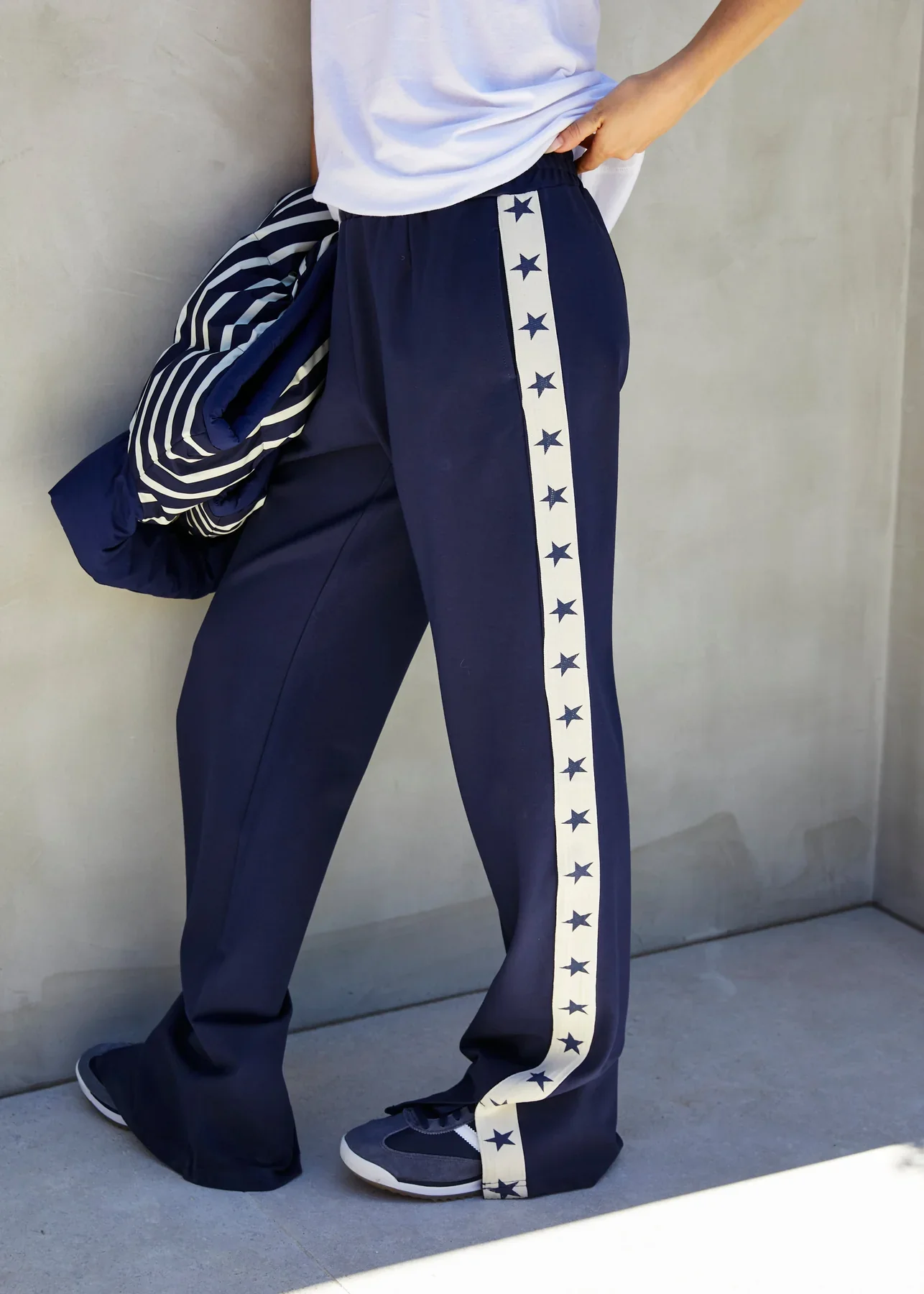 HAMMILL & Co Womens Superstar Sport Pant in Navy - Image 2