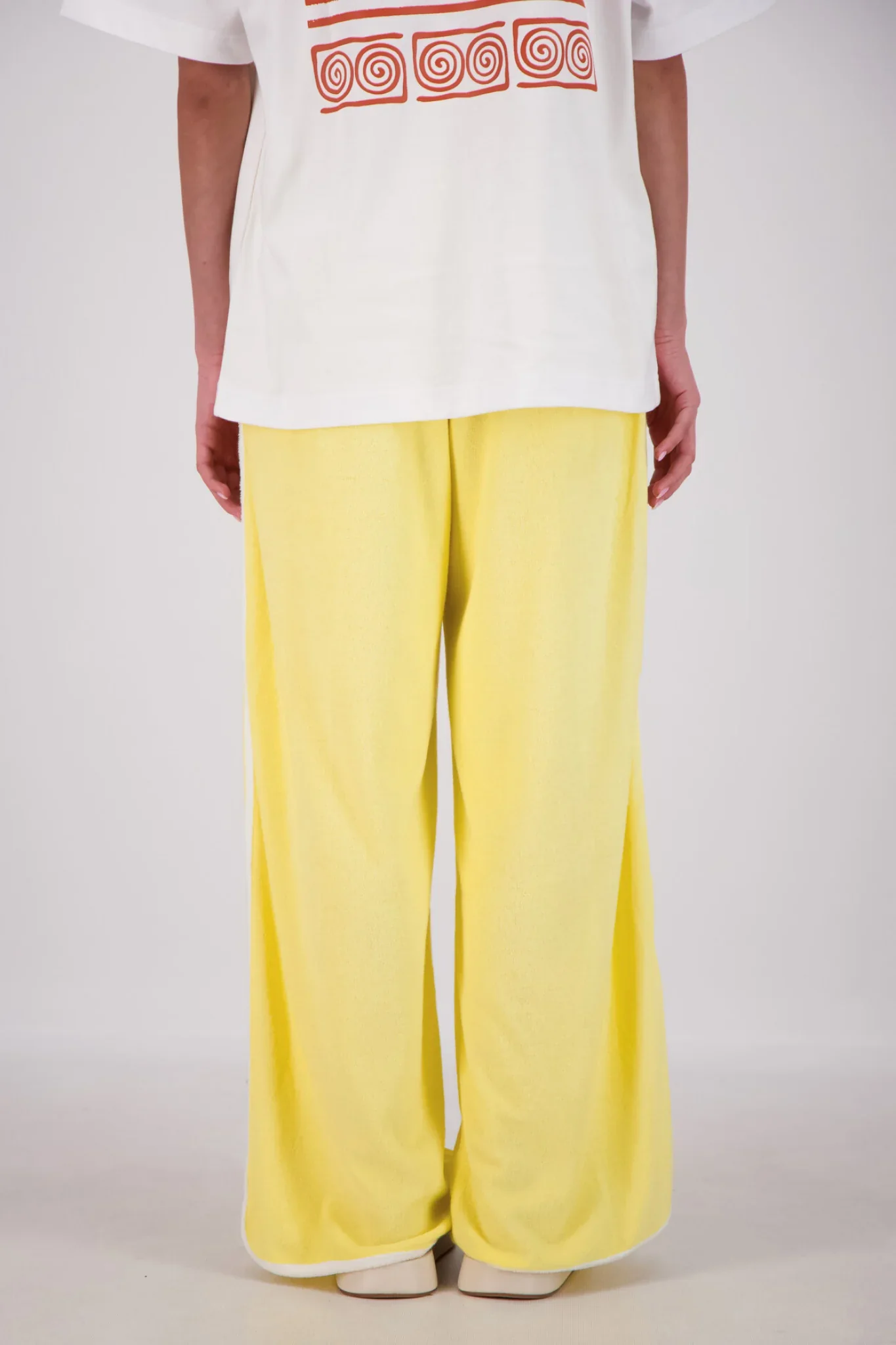 JASMINE ALEXA Womens Kuhio Pants in Yellow - Image 10