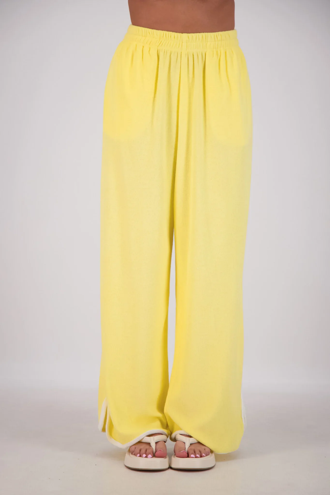 JASMINE ALEXA Womens Kuhio Pants in Yellow - Image 11