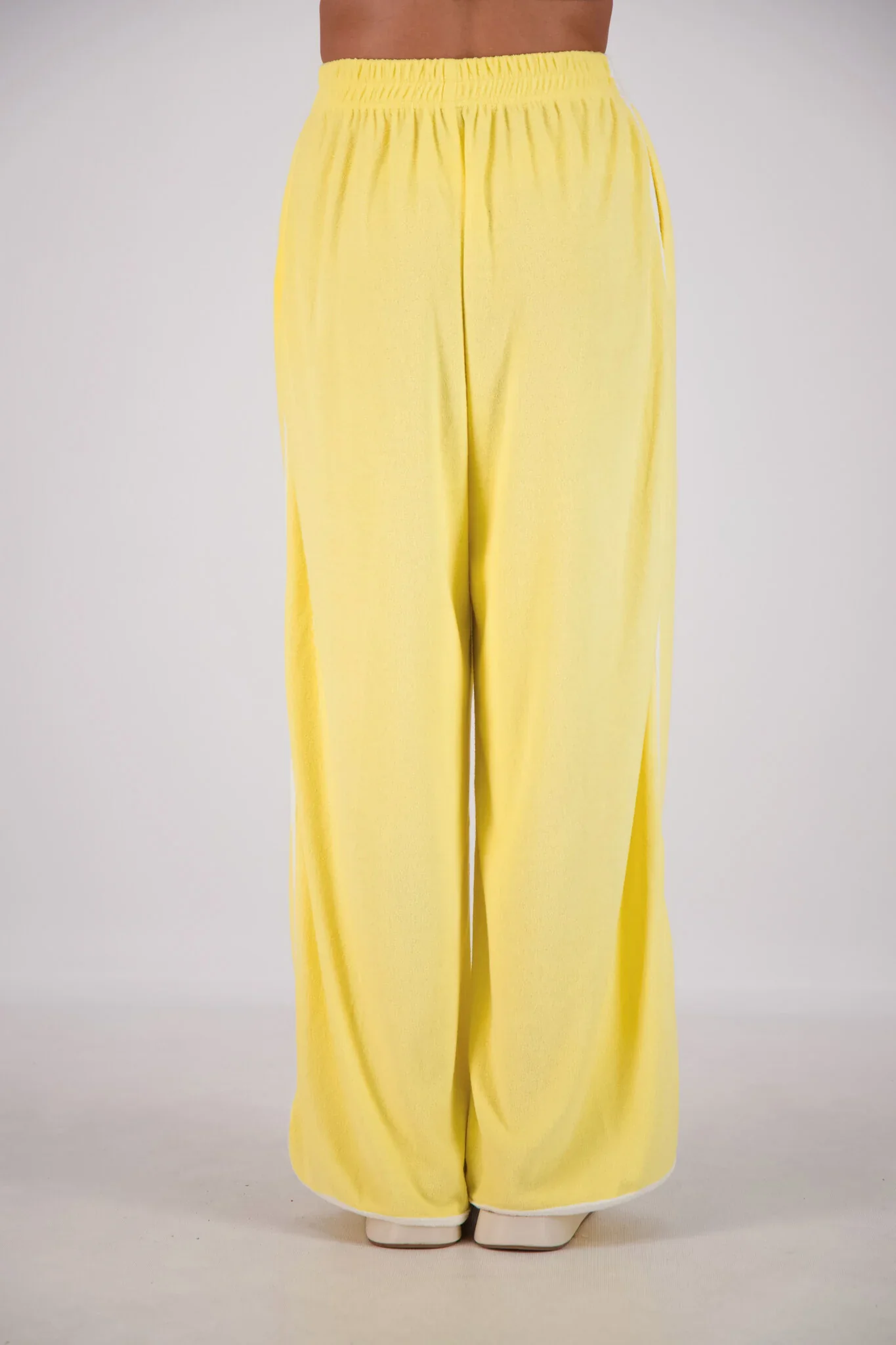 JASMINE ALEXA Womens Kuhio Pants in Yellow - Image 3