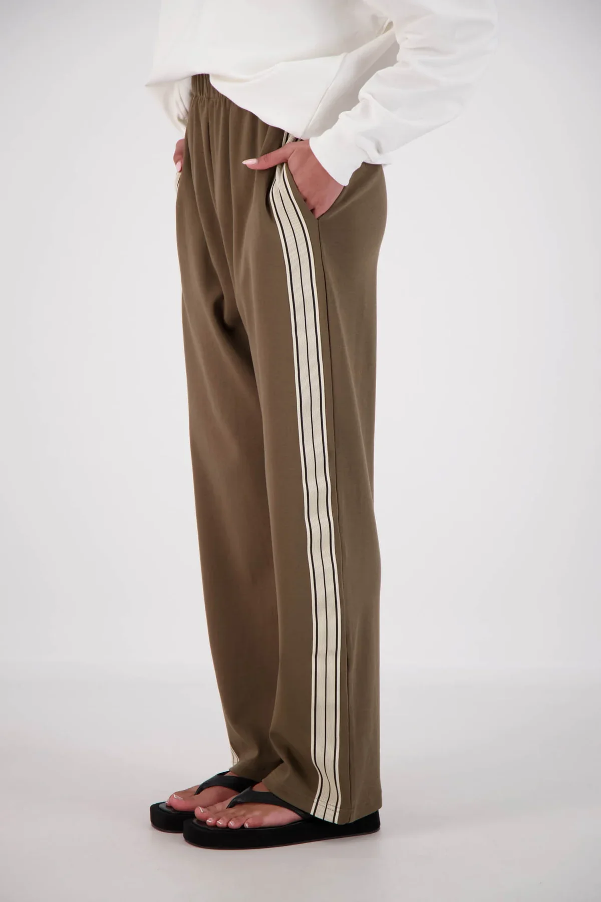 JASMINE ALEXA Womens Panarea Trackpants Olive - Image 11