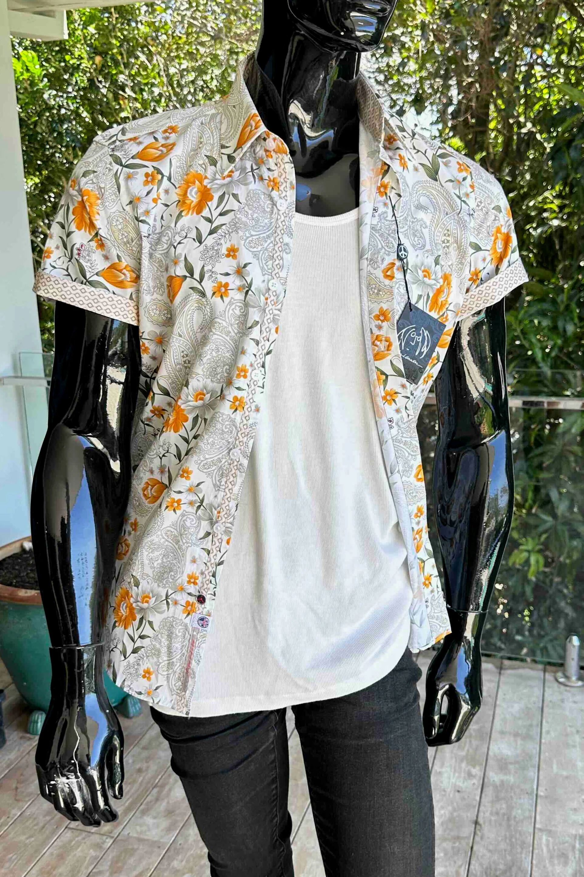 JOHN LENNON Mens Lewes Short Sleeve Paisley Shirt in Amber - Image 2