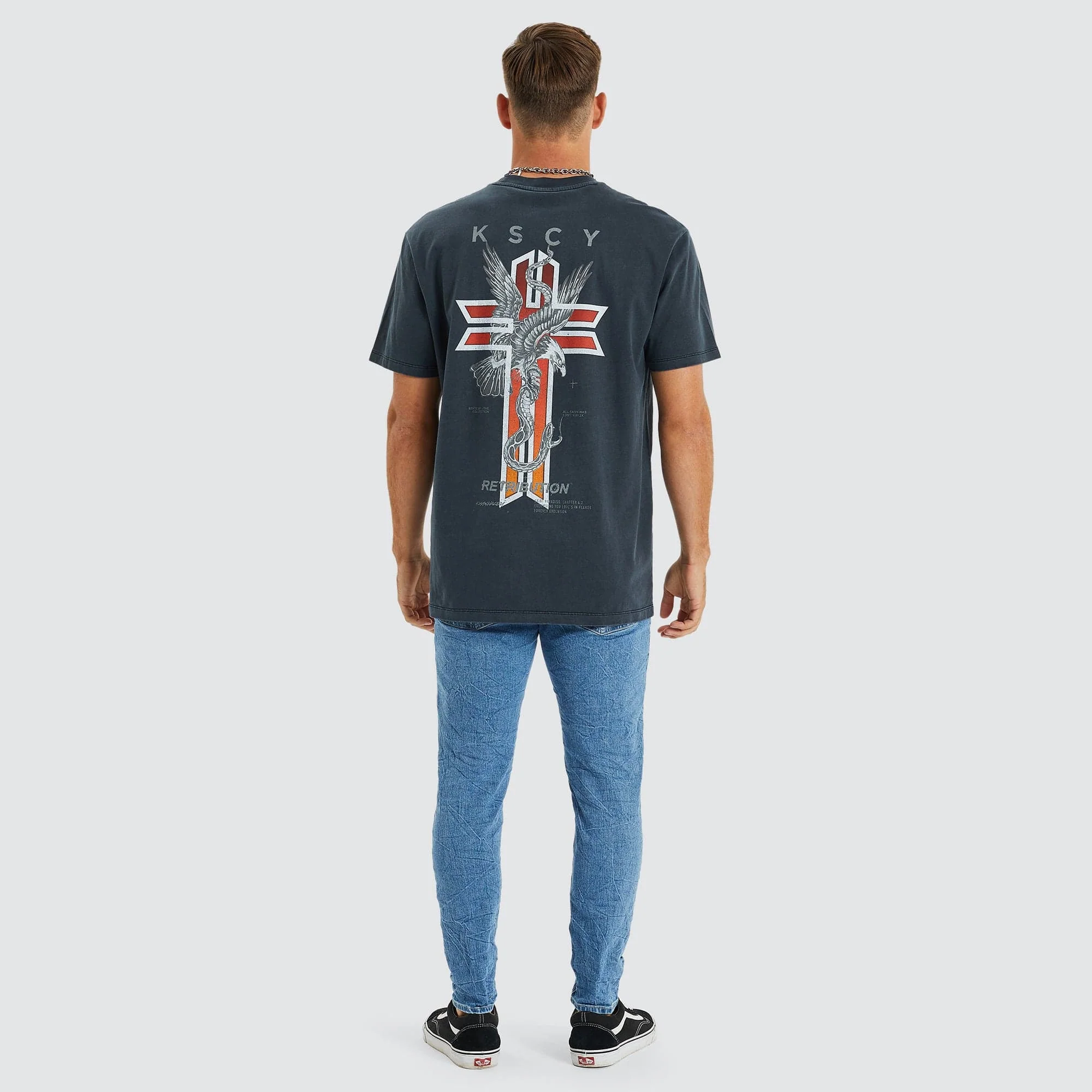 KISS CHACEY Mens Devotion Relaxed Tee Shirt - Pigment Anthracite - Image 7