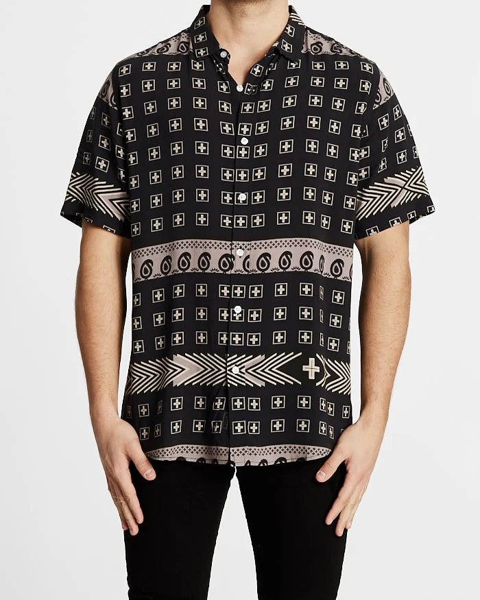 Kiss Chacey MENS SOUTHPORT RELAXED FIT SHORT SLEEVE SHIRT - BLACK PRINT - Image 4