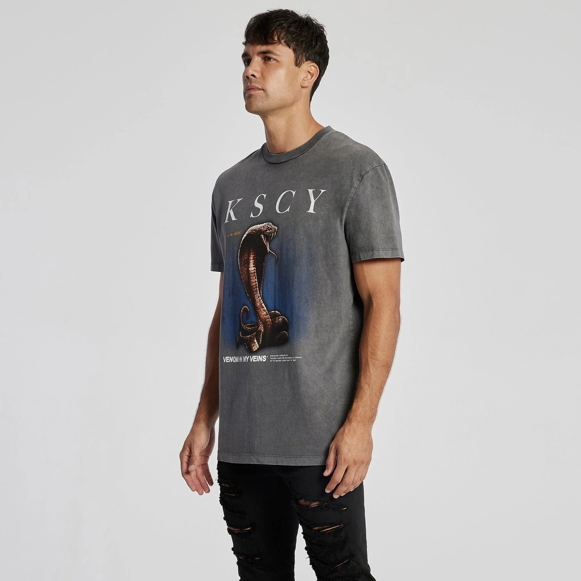 KISS CHACEY Mens Venom Relaxed Tee Shirt Mineral Asphalt - Image 4