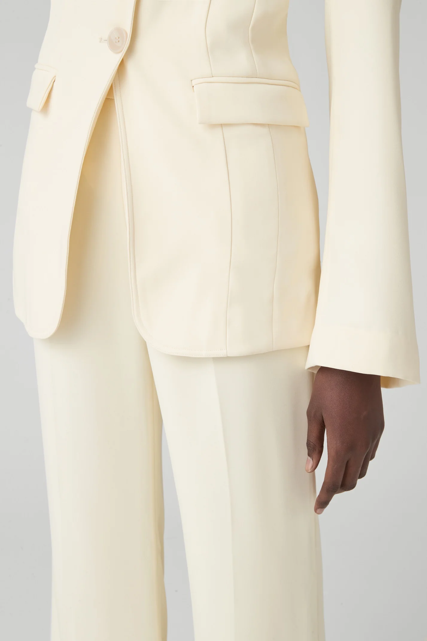 LARA WORTHINGTON x ATOIR Womens 001 Blazer Straw - Image 6