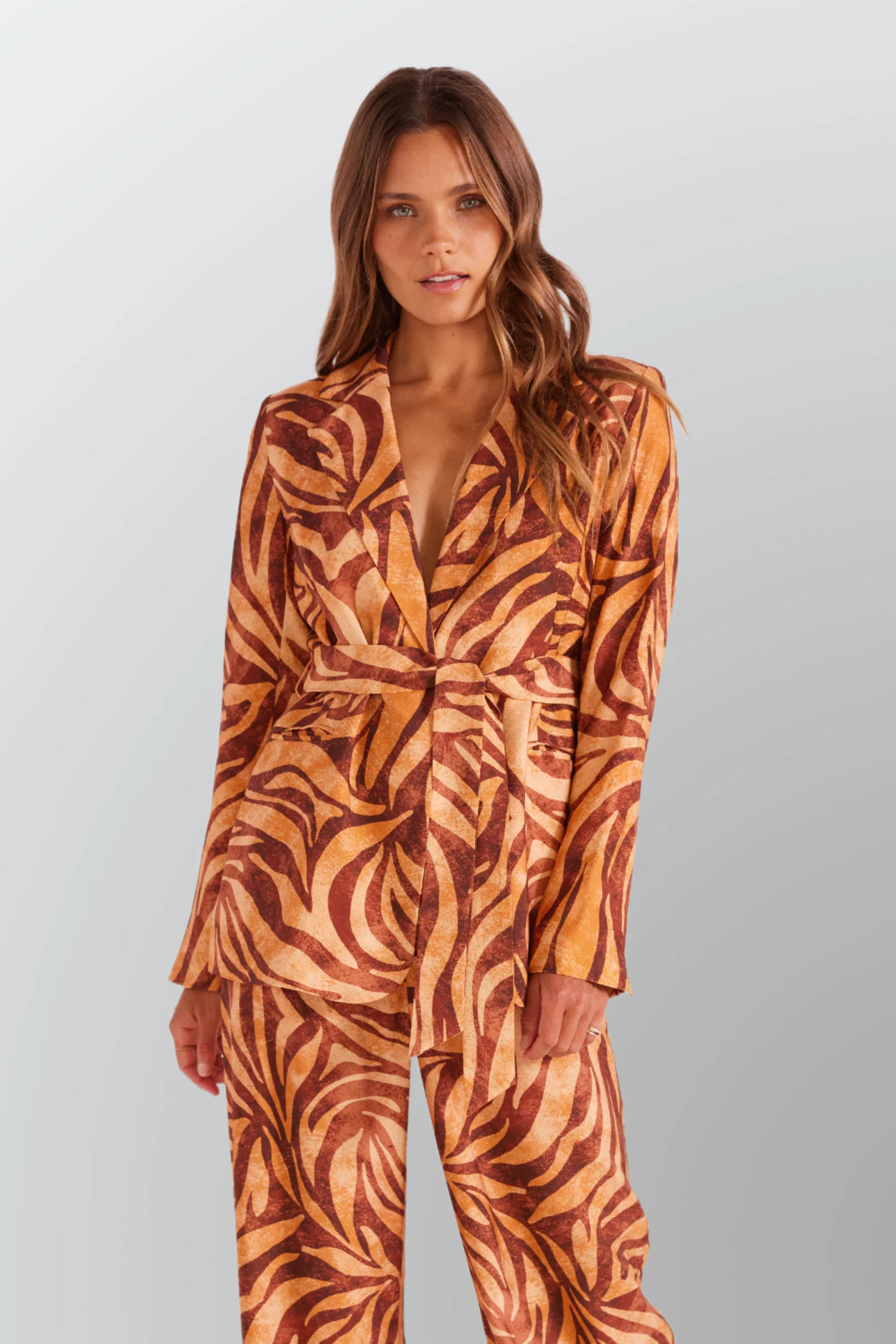 MINKPINK Womens Goldie Blazer - Animal Print - Image 2