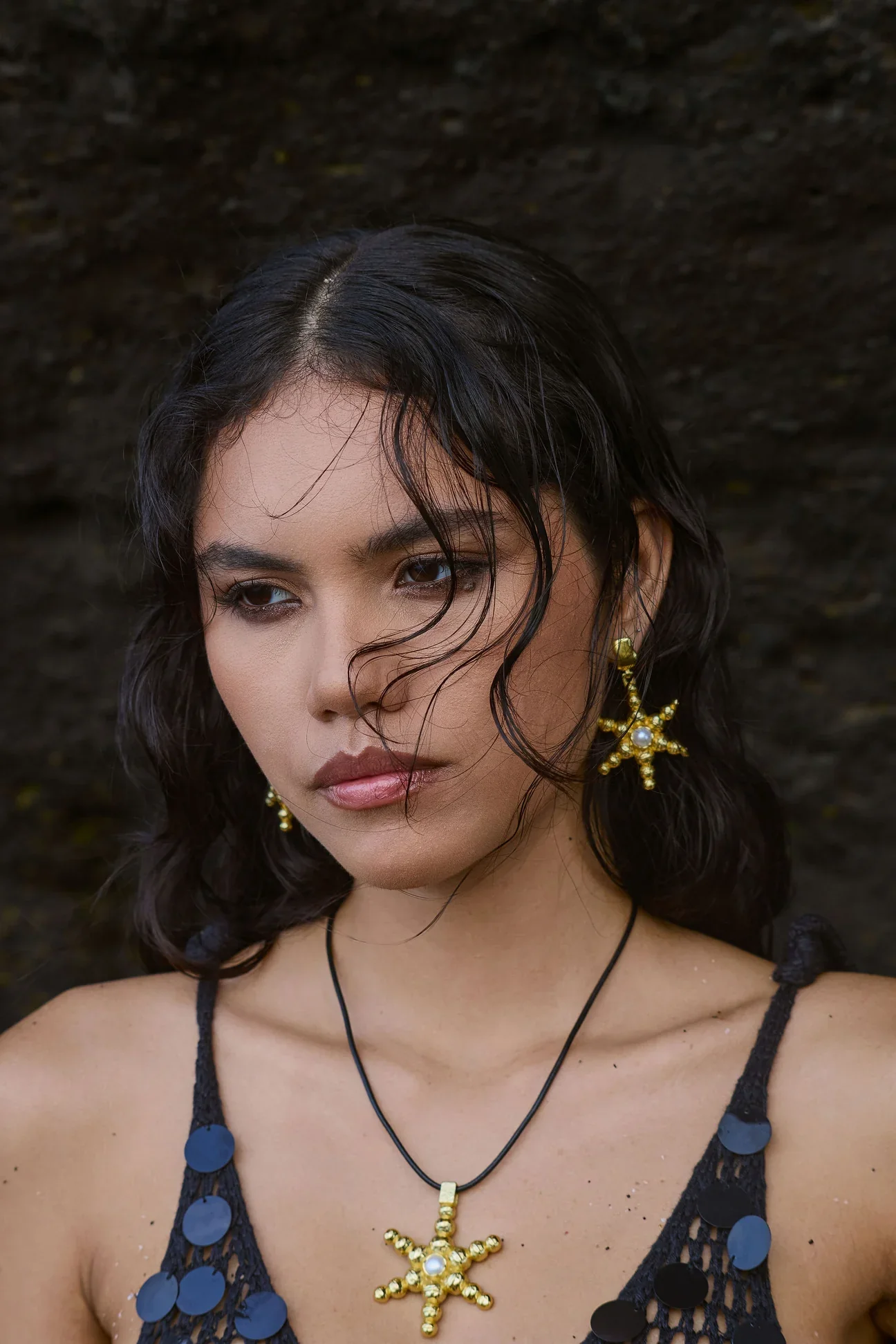 MOUNTAIN & MOON Womens Atlas Necklace - Gold Pearl - Image 5