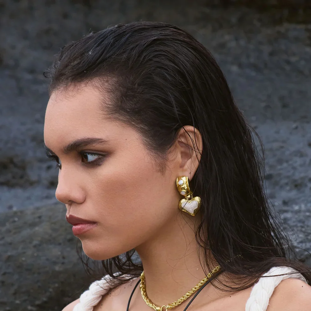 MOUNTAIN & MOON Womens Elena Earrings - Gold Pearl - Image 8