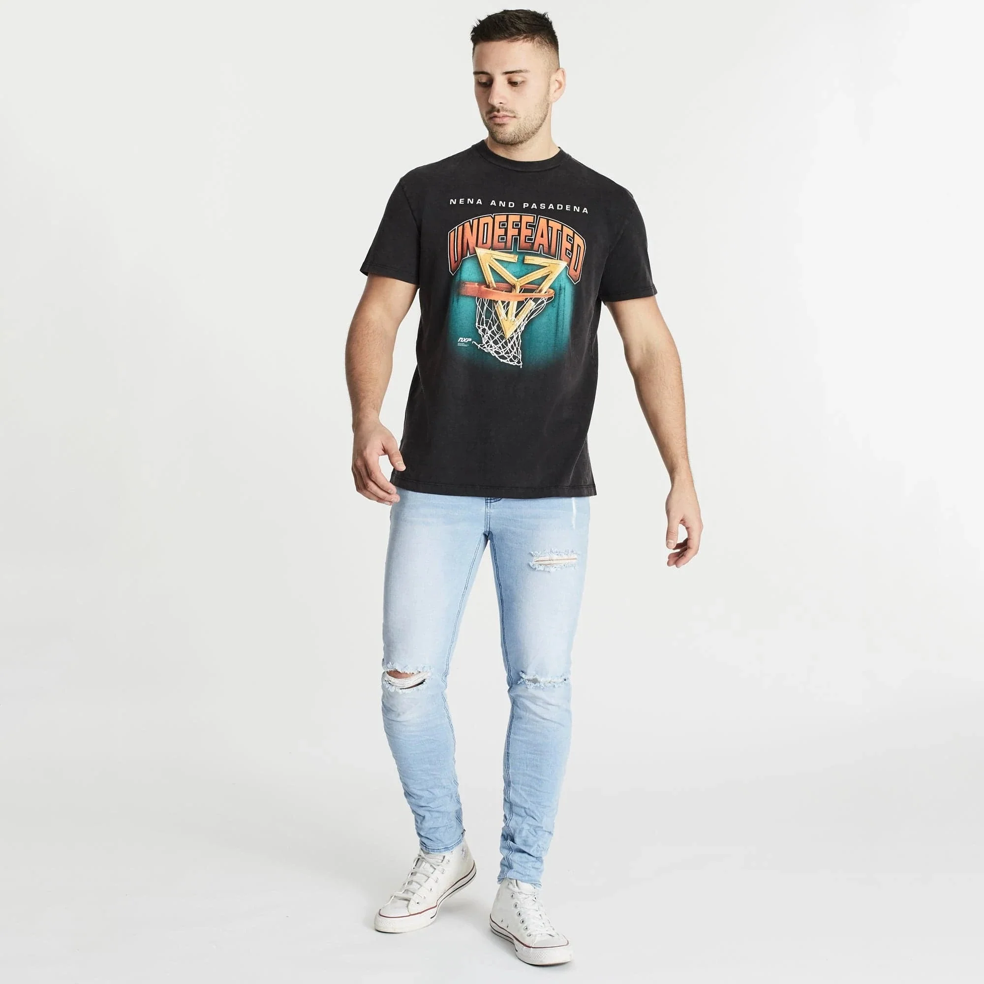 NENA & PASADENA Mens Buckets Relaxed Tee Shirt - Image 3