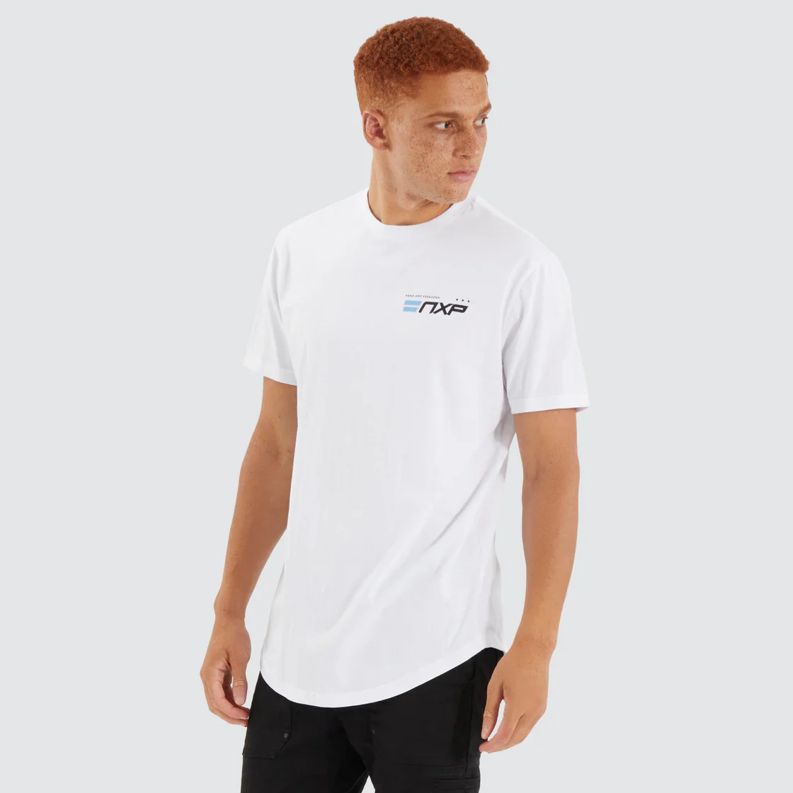 NENA & PASADENA Mens Chain Dual Curved Hem Tee Shirt - Optical White - Image 4