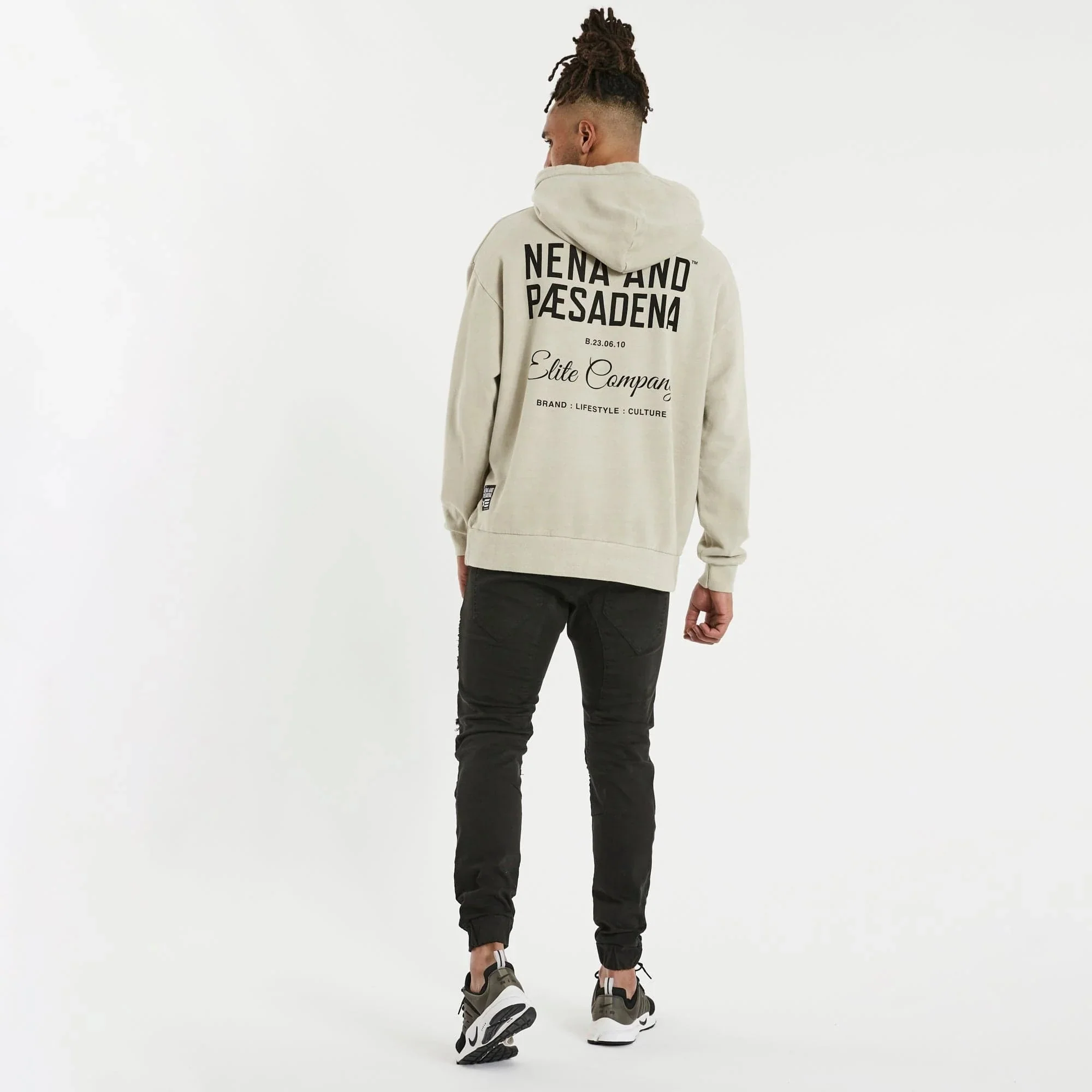 NENA PASADENA Mens Elite Co. Relaxed Hooded Sweater Pigment Sand - Image 5