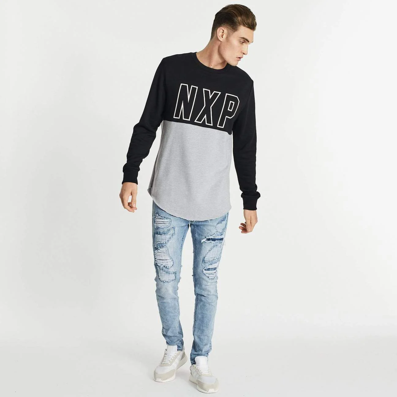Nena & Pasadena MENS OUTNUMBERED DUAL CURVED HEM SWEATER - JET BLACK - Image 2