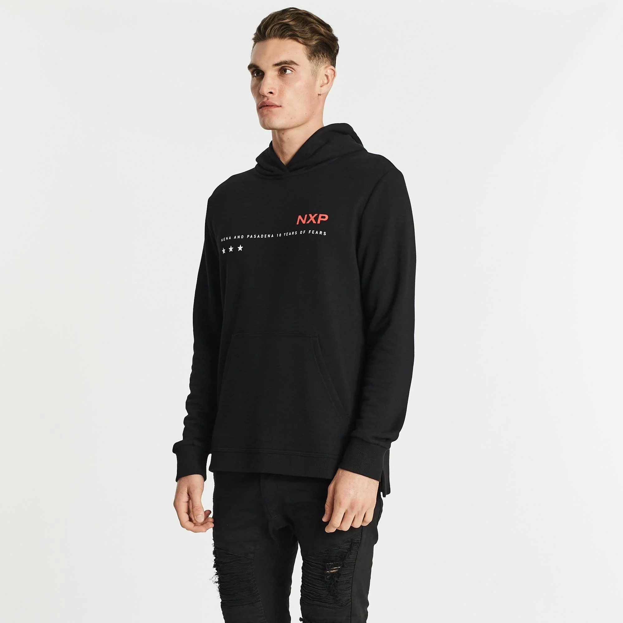 Nena & Pasadena MENS PROMINENT STEP HEM HOODED SWEATER - JET BLACK - Image 6