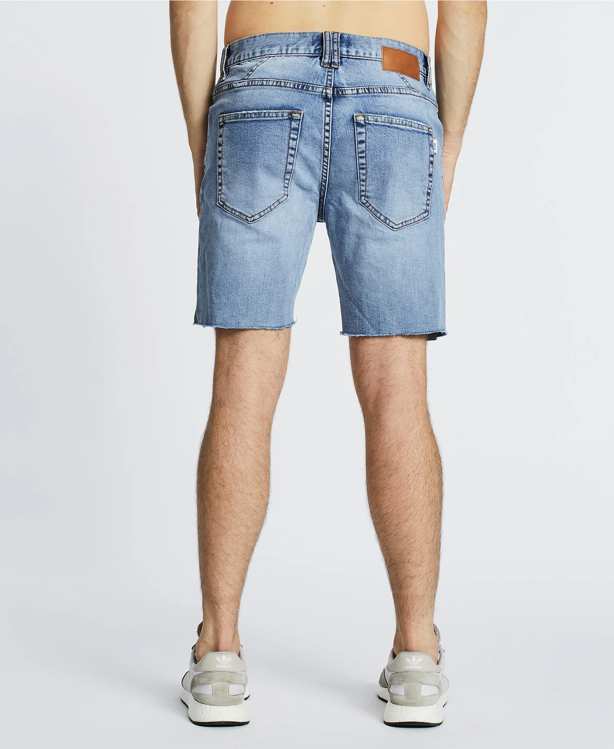 Nena Pasadena MENS SAVAGE DENIM SHORTS LIGHT AGED - Image 2