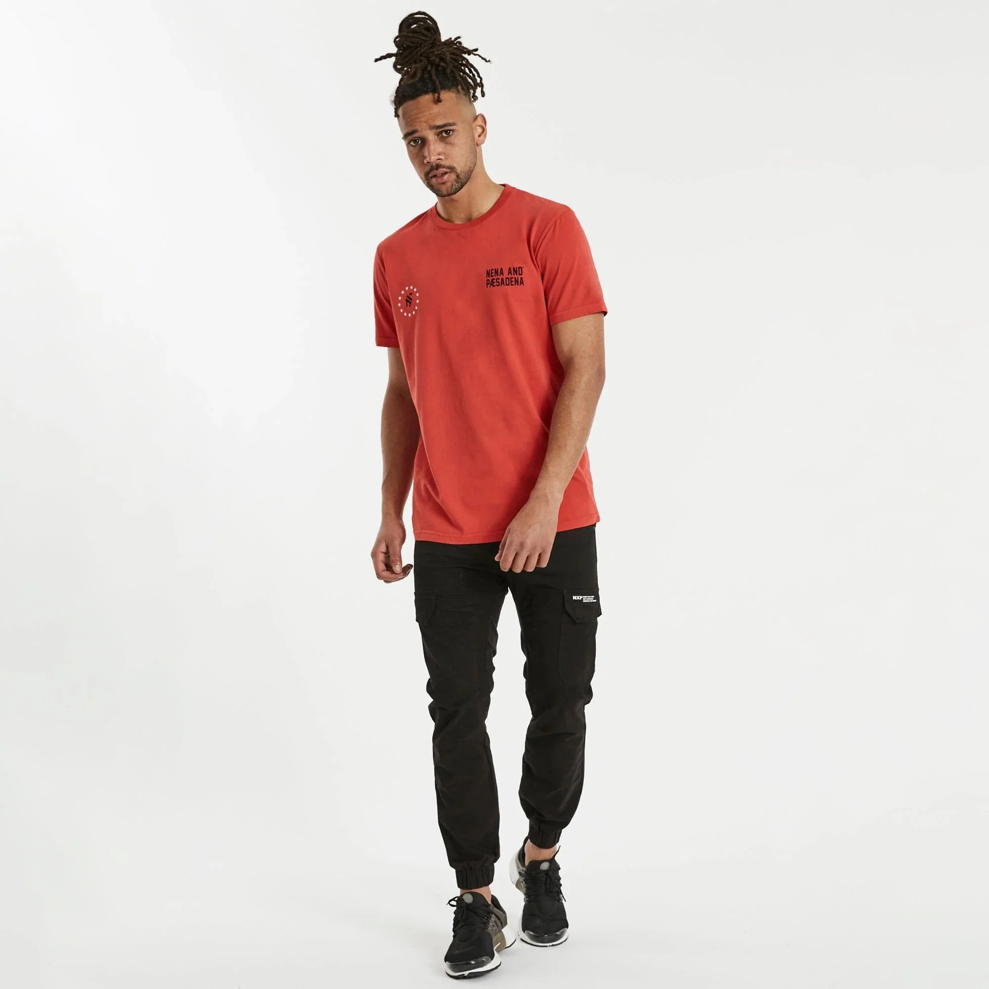 NENA & PASADENA Mens Silverlight Cape Back Tee Shirt Pigment Poppy Red - Image 3