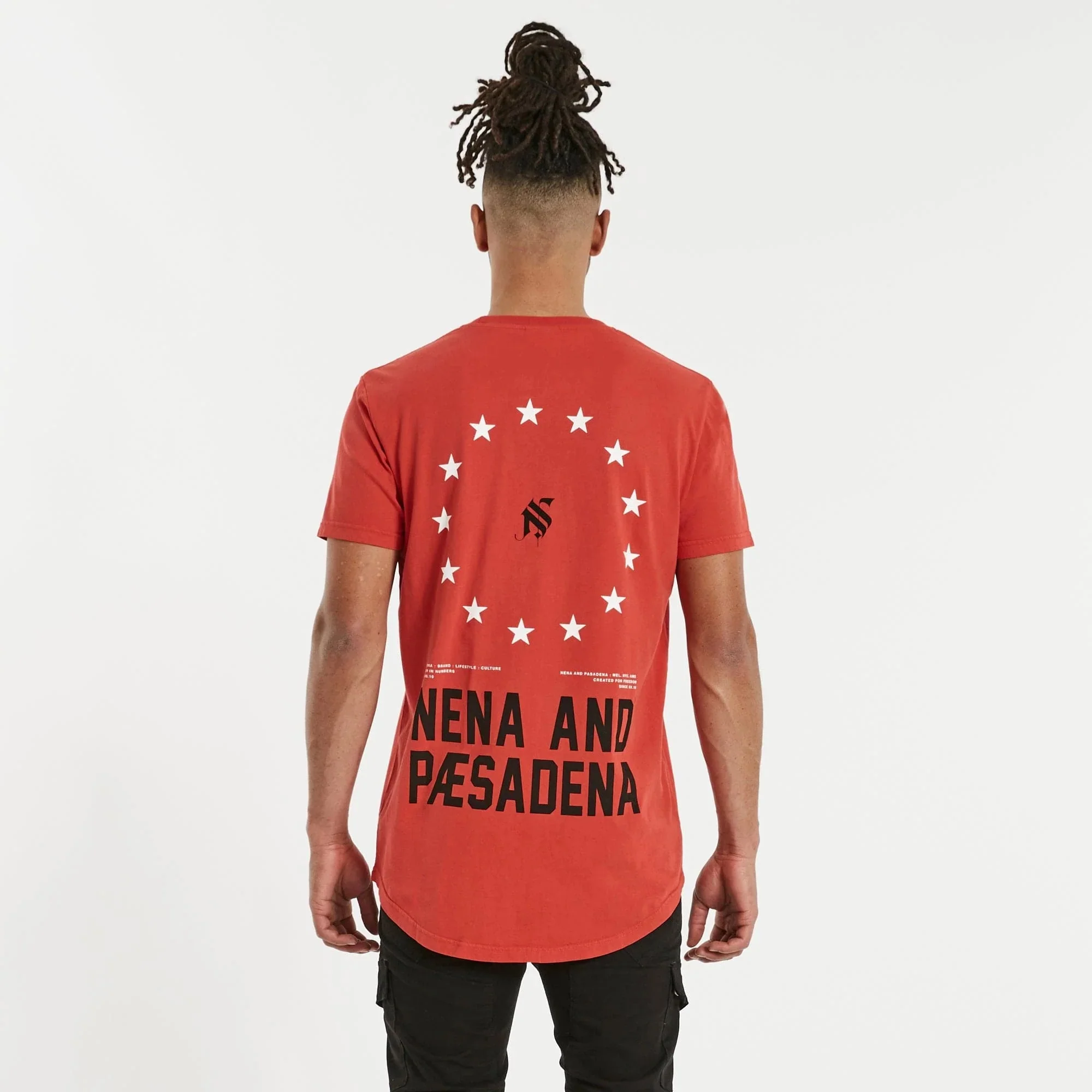 NENA & PASADENA Mens Silverlight Cape Back Tee Shirt Pigment Poppy Red - Image 4