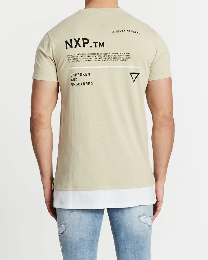 Nena Pasadena MENS UNBROKEN STANDARD LAYERED HEM TEE - PIGMENT SAND - Image 2