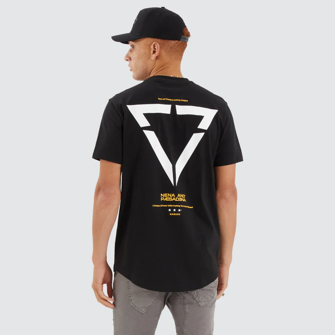 NENA & PASADENA Mens Vector Dual Curved Hem Tee Shirt - Jet Black - Image 2
