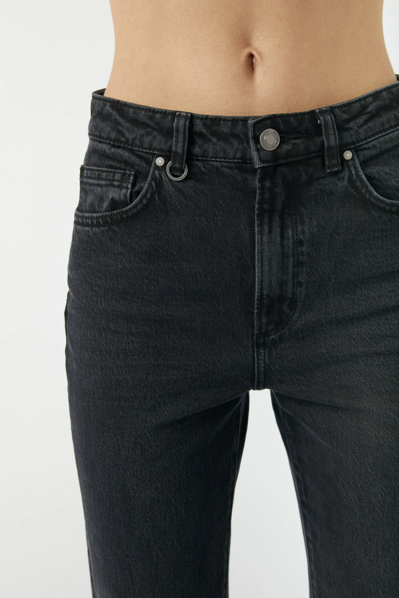 NEUW Womens Debbie Bootcut Jeans - Call Me - Image 4