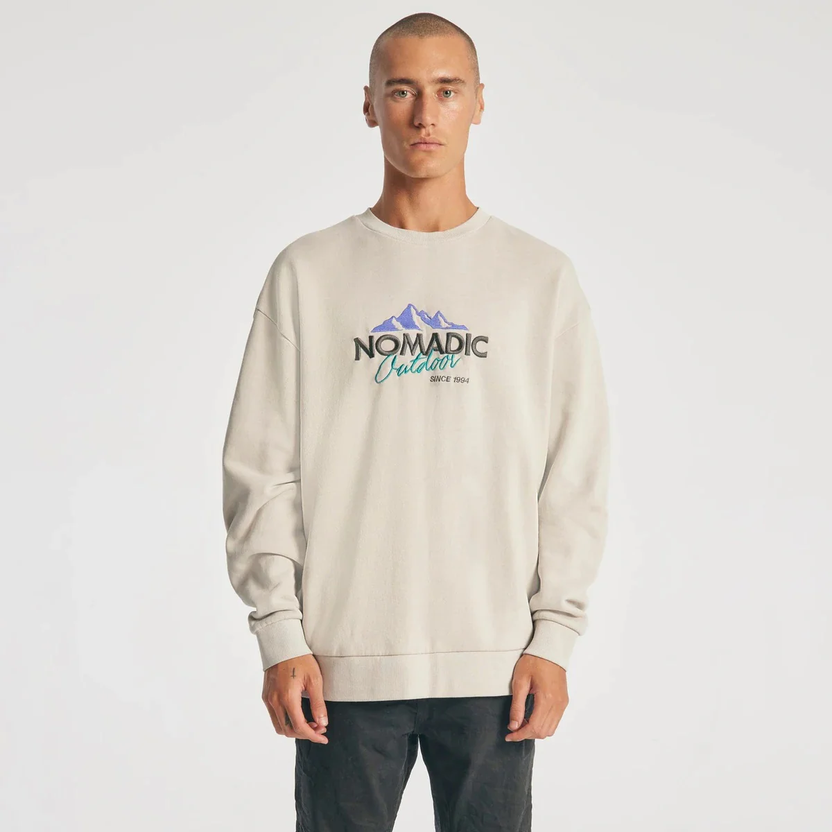 NOMADIC PARADISE Mens Fantasy Relaxed Jumper Pigment Glacier Grey - Image 7