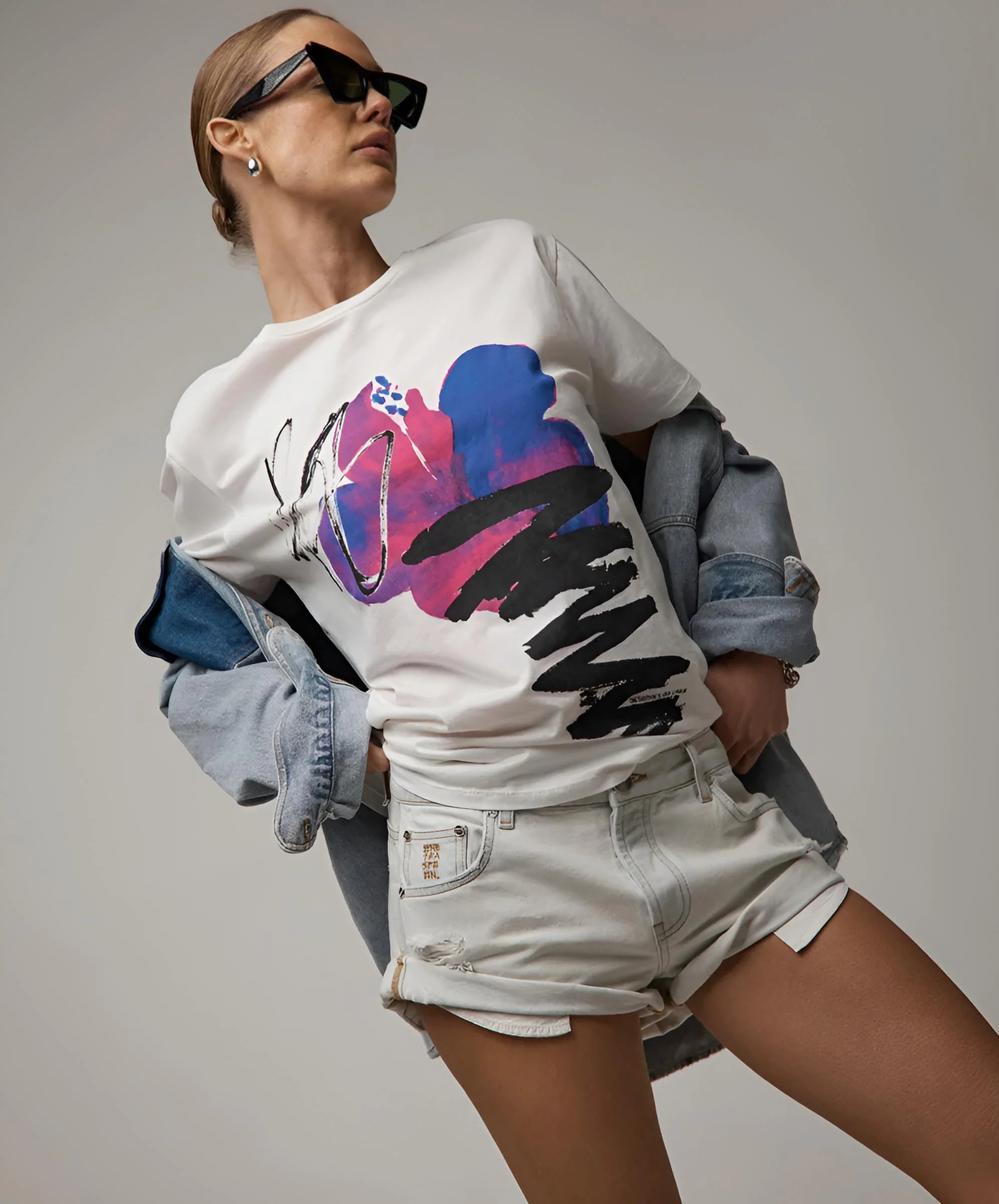 ONE TEASPOON Womens Art Boyfriend Tee in White - Image 6