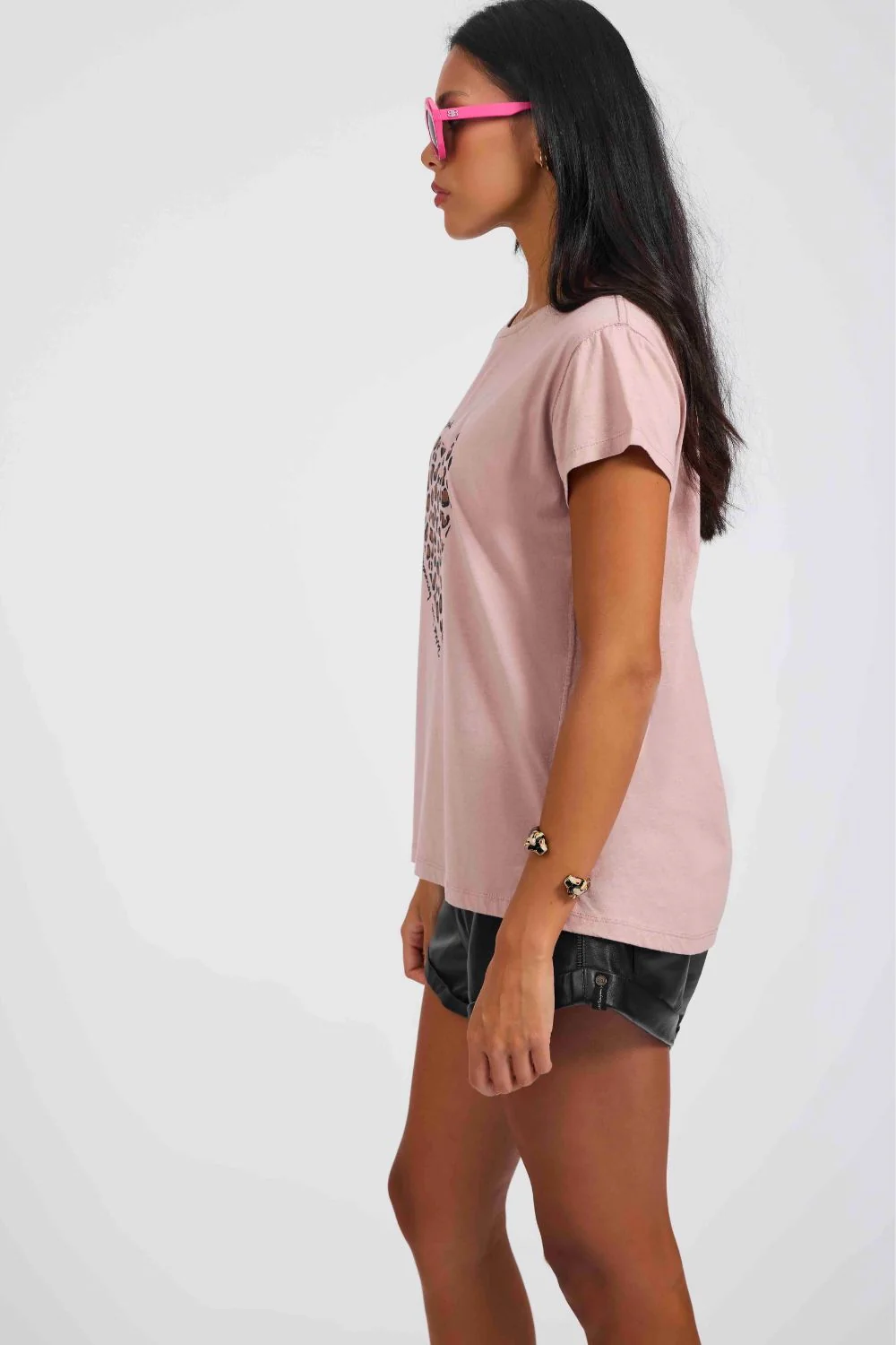 ONE TEASPOON Womens Classic Animal Heart Tee in Tea Rose - Image 3